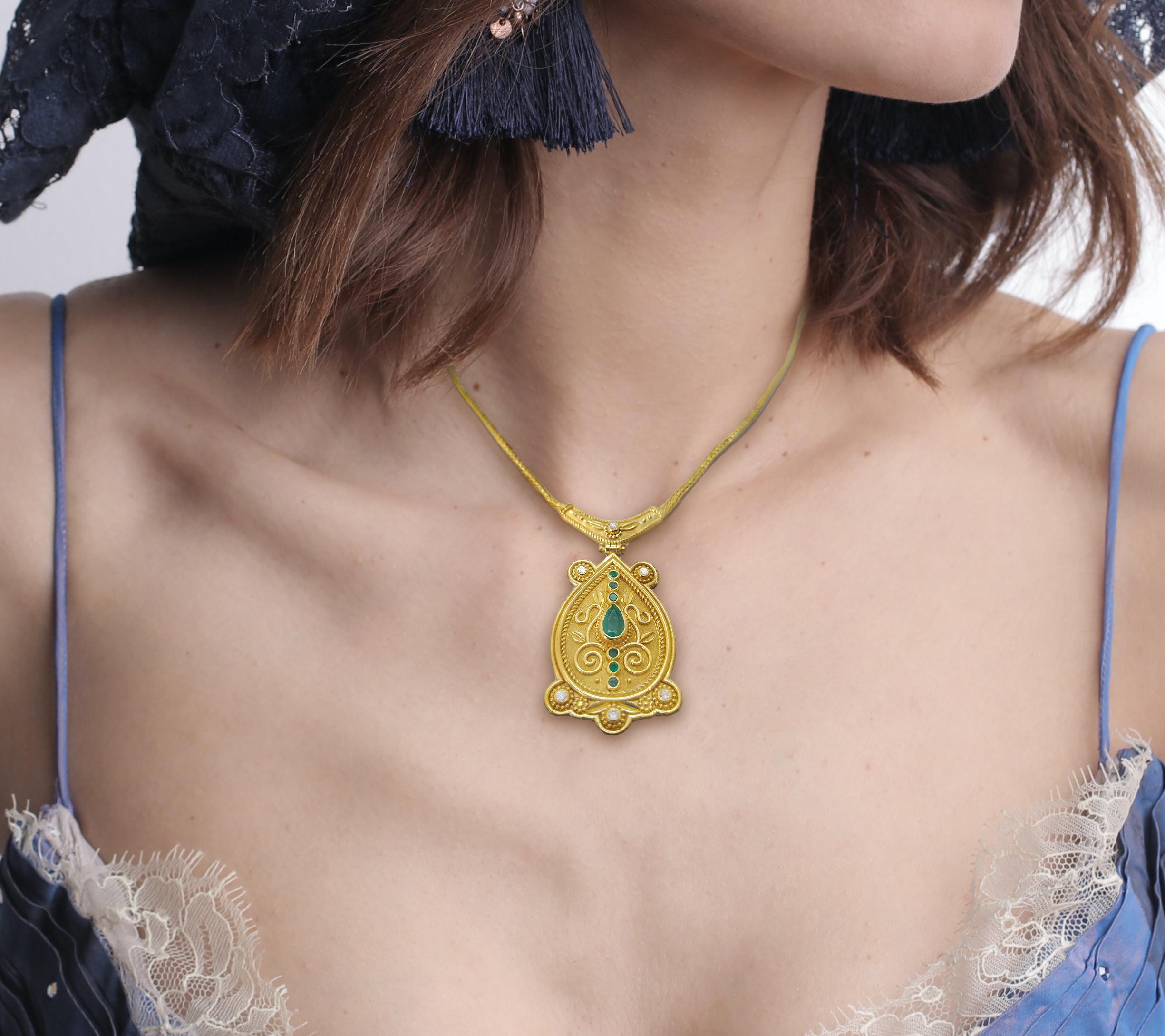 Byzantine Georgios Collections 18 Karat Yellow Gold Diamond Emerald Drop Pendant Necklace For Sale