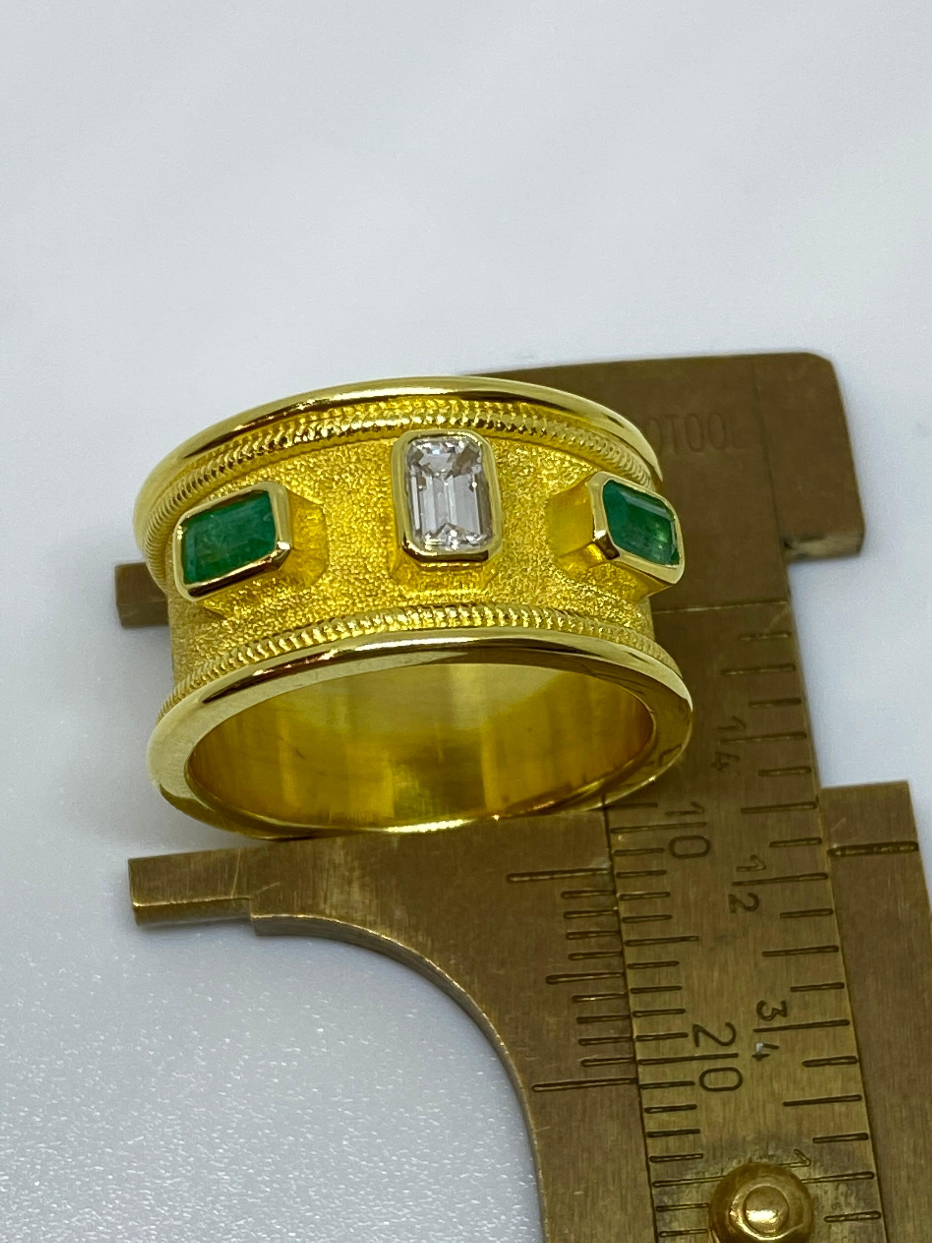 Georgios Collections 18 Karat Yellow Gold Diamond Emerald Unisex Band Ring In New Condition For Sale In Astoria, NY