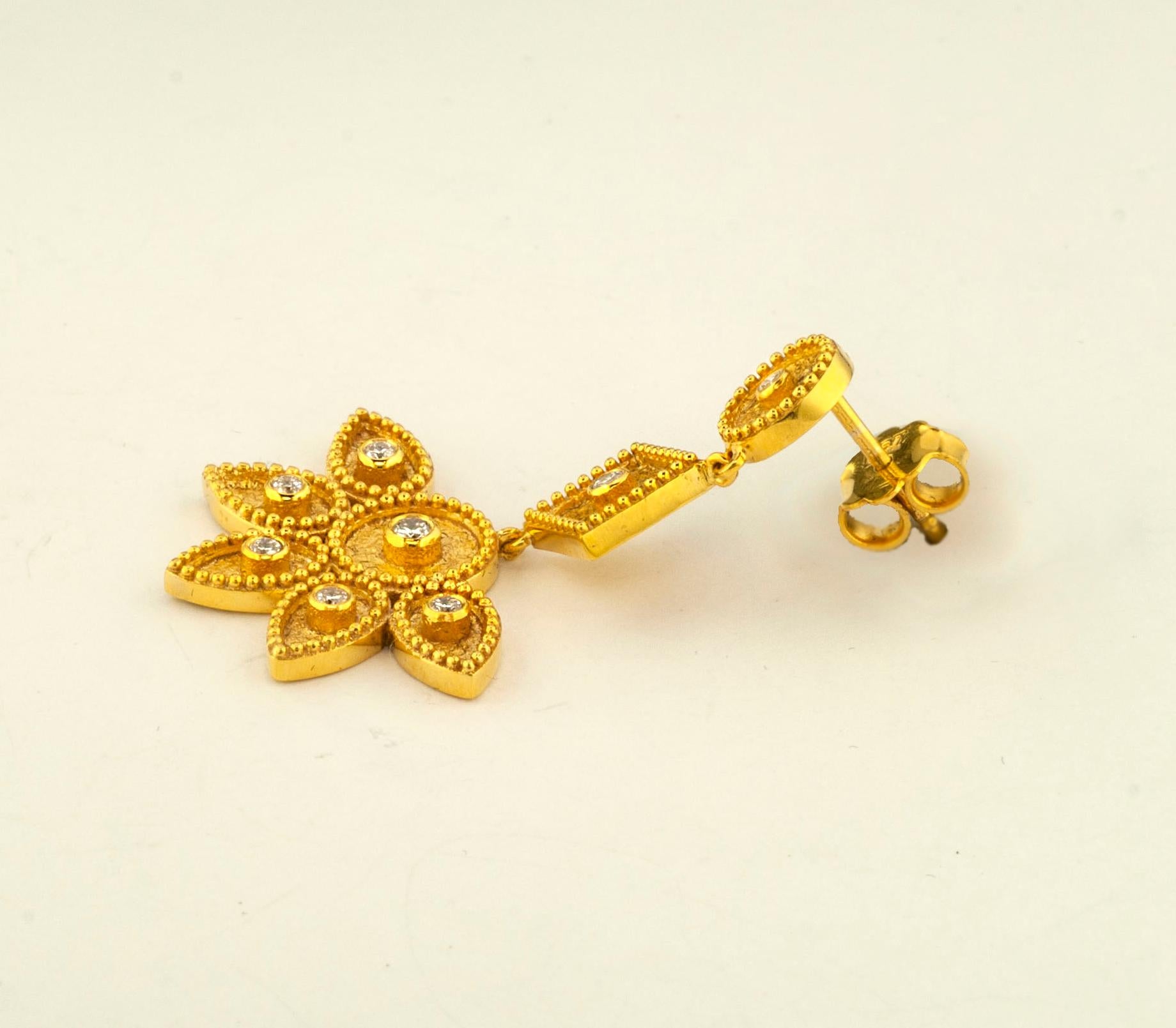 Georgios Collections 18 Karat Yellow Gold Diamond Floral Dangle Drop Earrings In New Condition For Sale In Astoria, NY