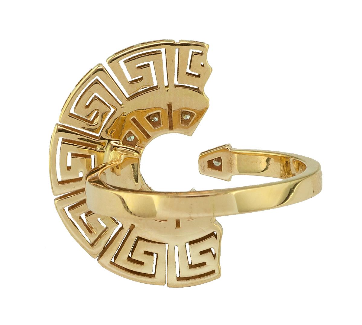 Georgios Collections Bague jonc à motif de clé grecque en or jaune 18 carats et diamants Pour femmes en vente