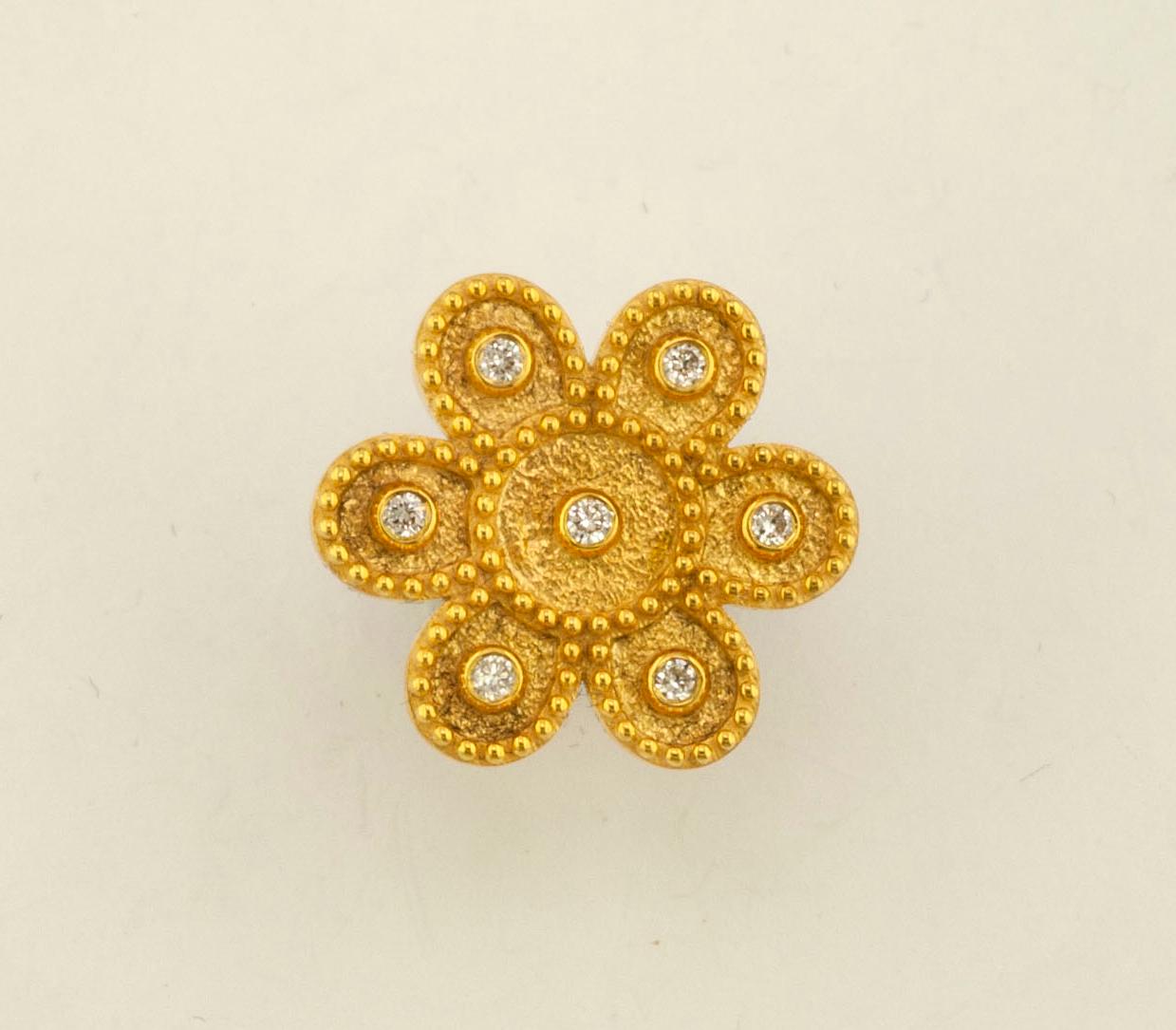 Georgios Collections 18 Karat Yellow Gold Diamond Round Flower Stud Earrings In New Condition For Sale In Astoria, NY
