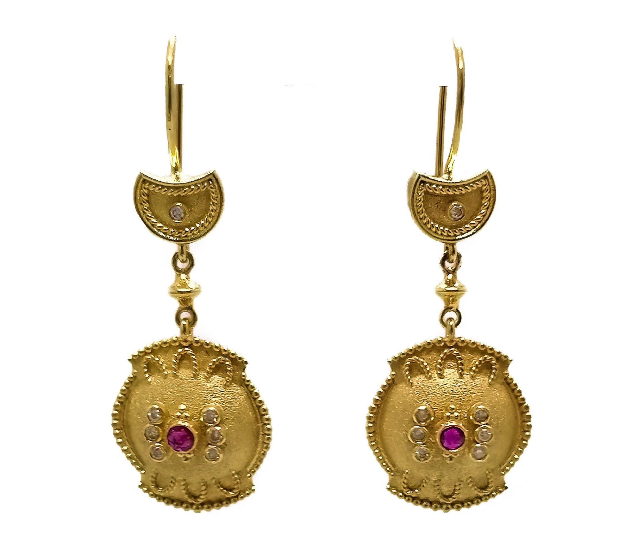 Georgios Collections 18 Karat Gelbgold Diamant-Rubin-Tropfen-Ohrringe (Byzantinisch) im Angebot