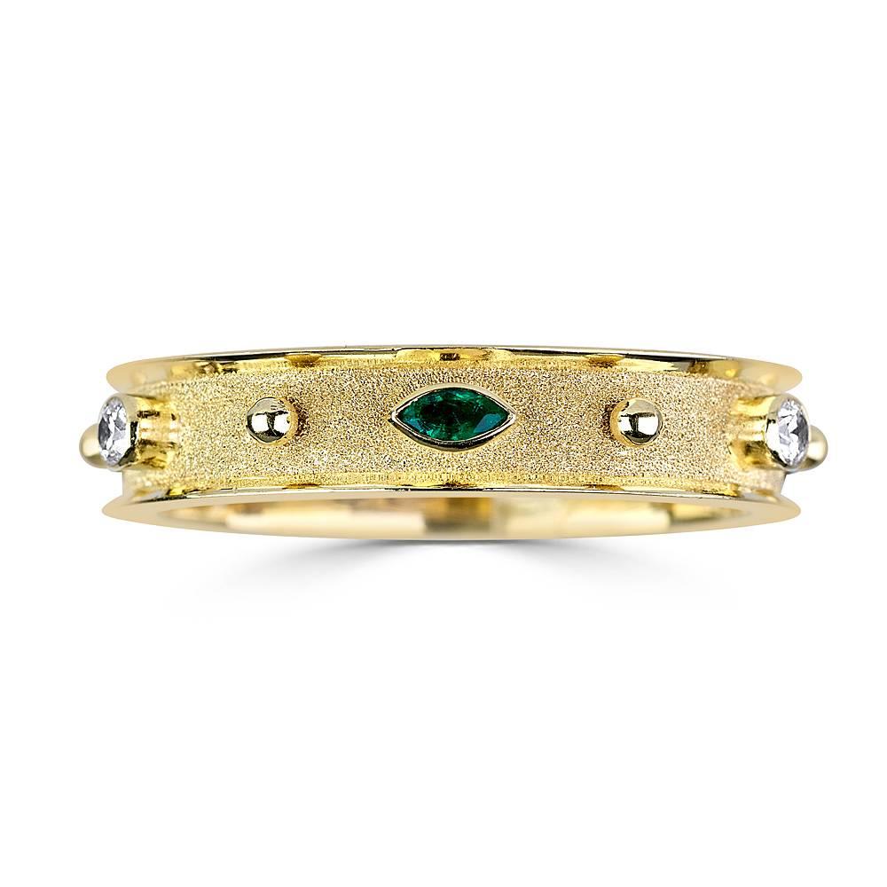 Georgios Collections Ring aus 18 Karat Gelbgold mit Diamant, Rubin, Smaragd und Saphir (Marquiseschliff) im Angebot
