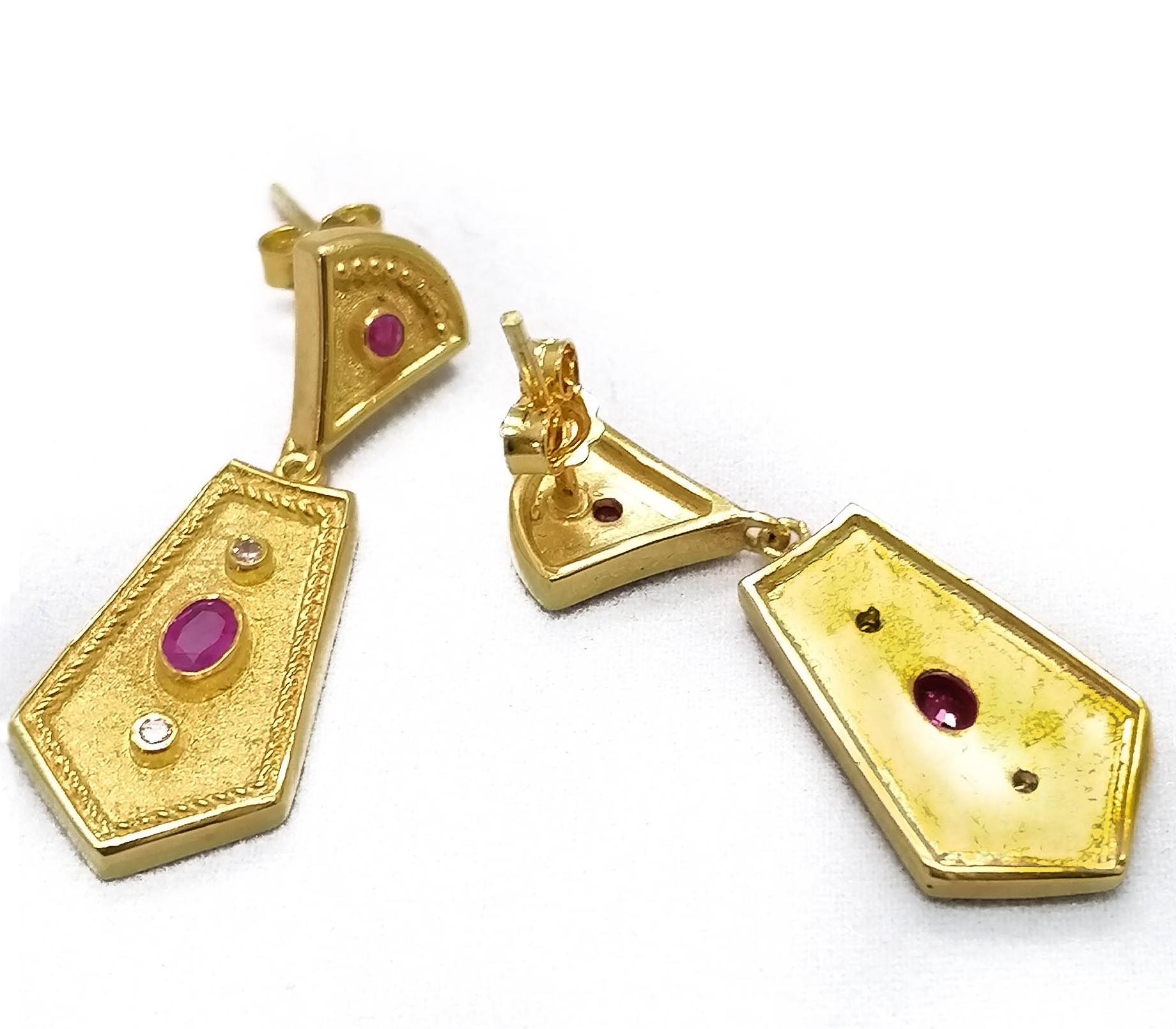 Georgios Collections 18 Karat Yellow Gold Diamond Ruby Etruscan-Style Earrings In New Condition For Sale In Astoria, NY