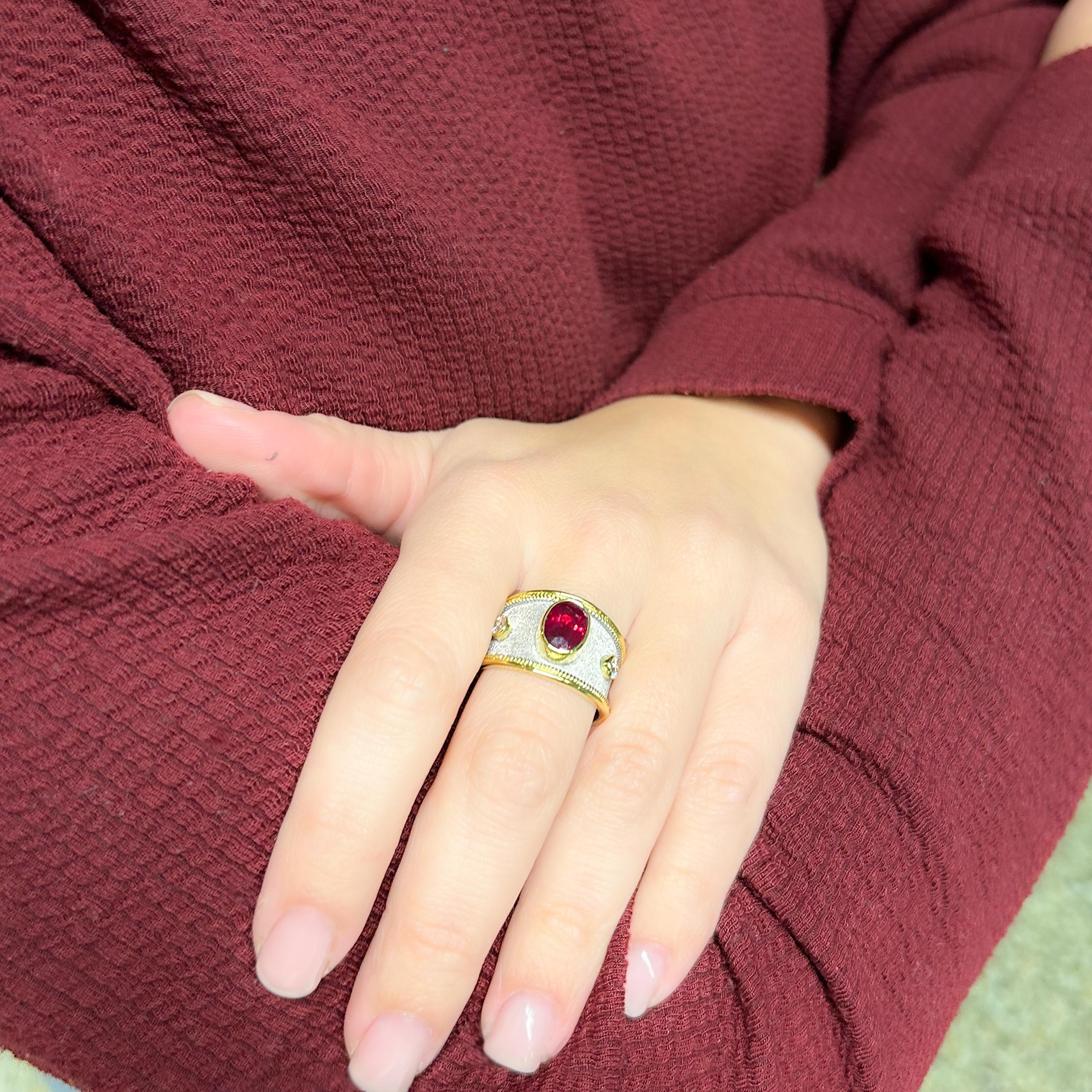 Georgios Collections Anillo de oro amarillo de 18 quilates con diamantes y rubí y rodio blanco en venta 6