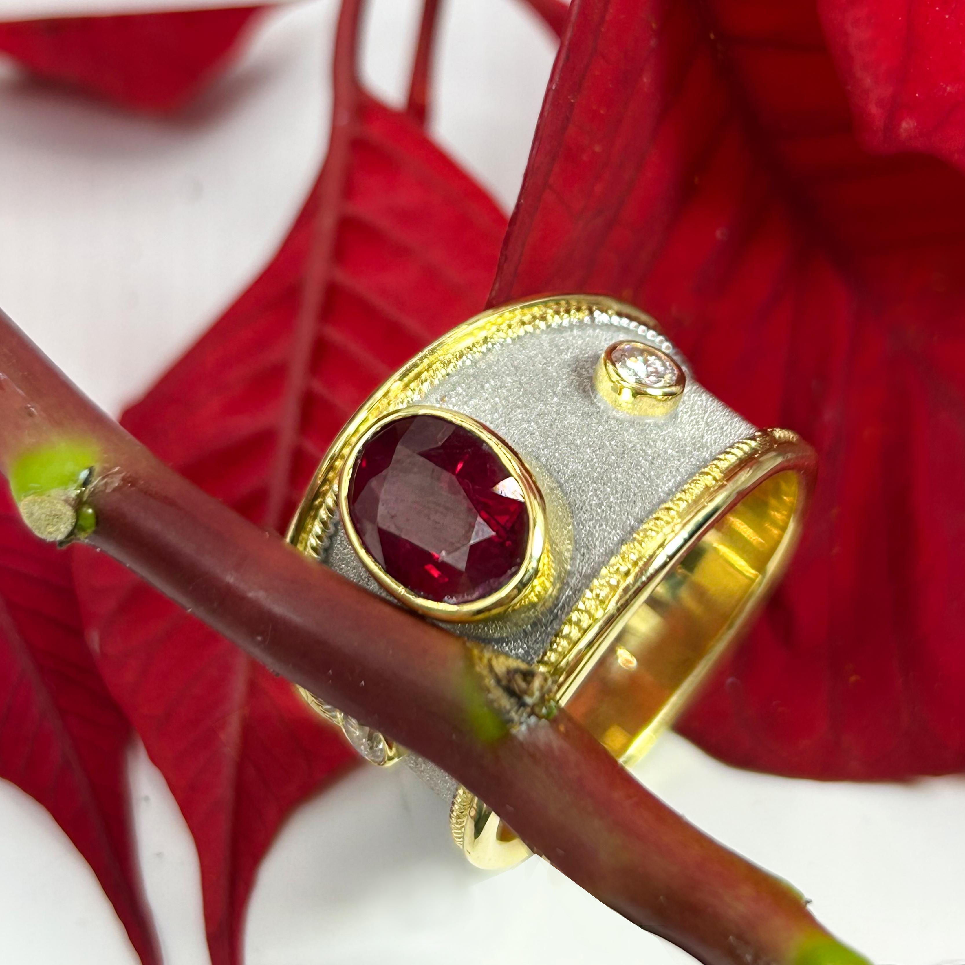 Georgios Collections Anillo de oro amarillo de 18 quilates con diamantes y rubí y rodio blanco en venta 1