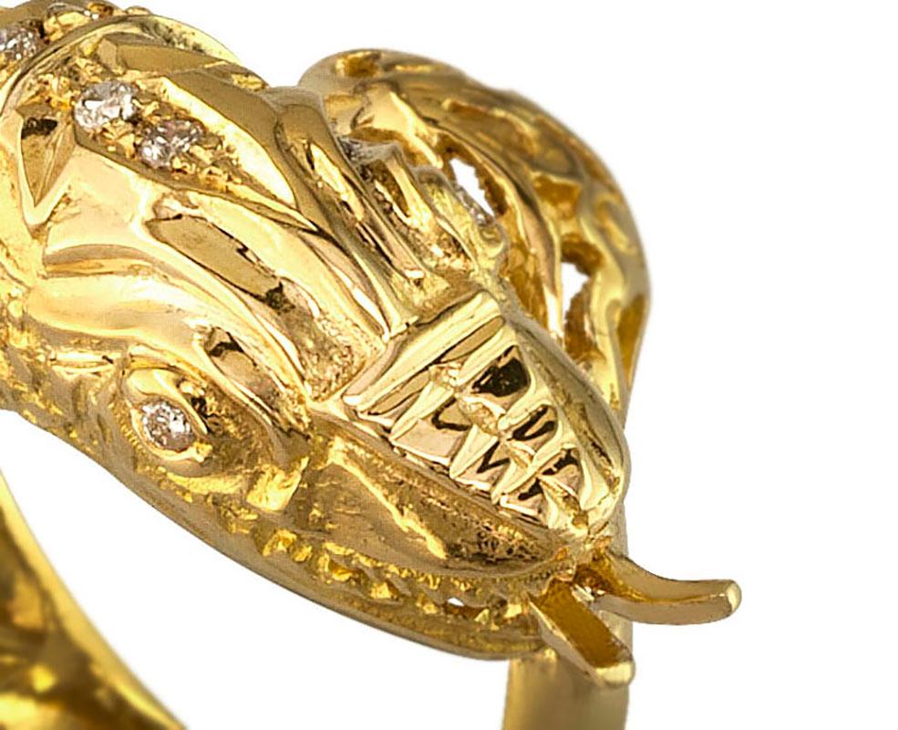 Georgios Collections, bague à anneau tête de serpent serpent en or jaune 18 carats et diamants en vente 2