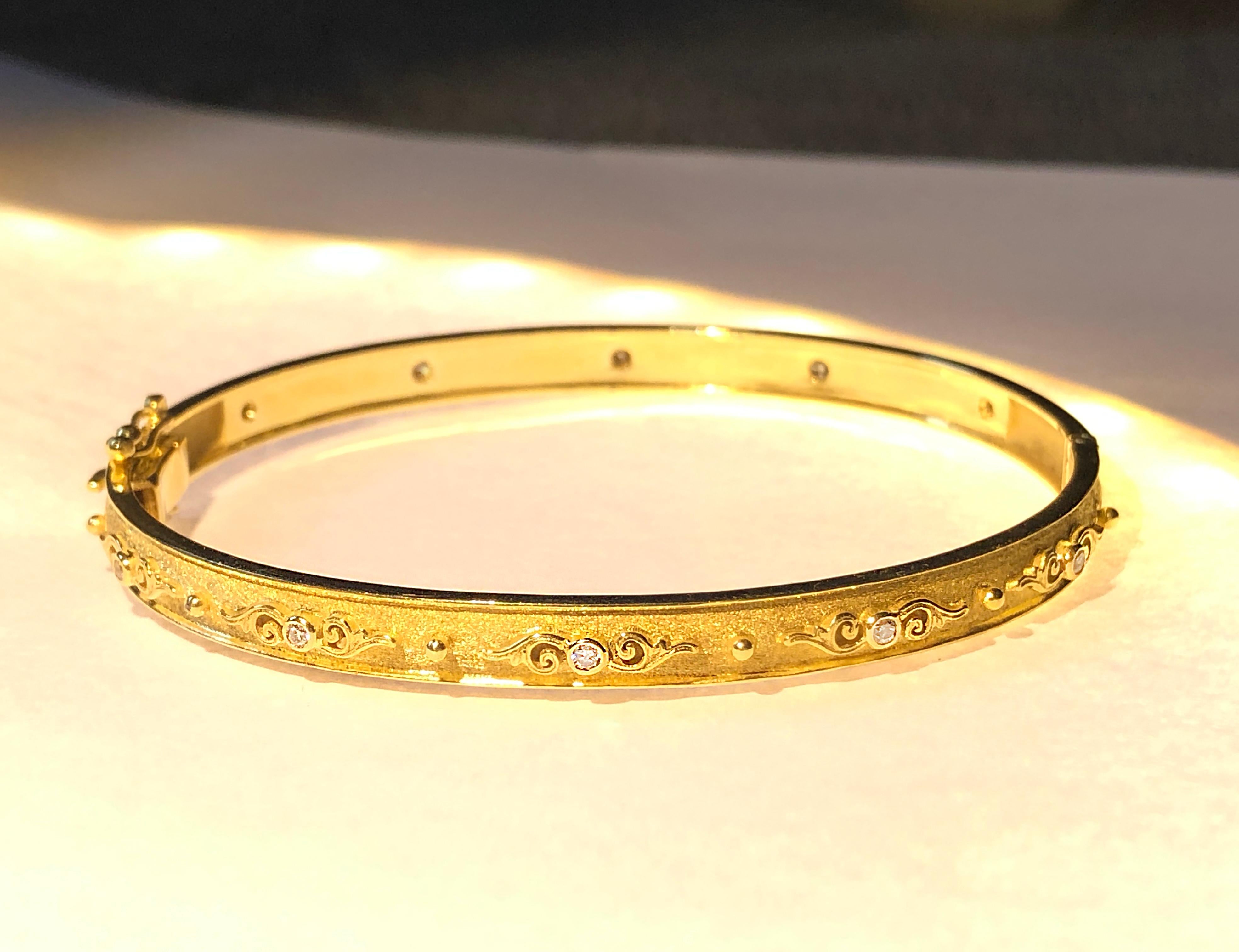 Georgios Collections Bracelet fin réversible en or jaune 18 carats et diamants en vente 5