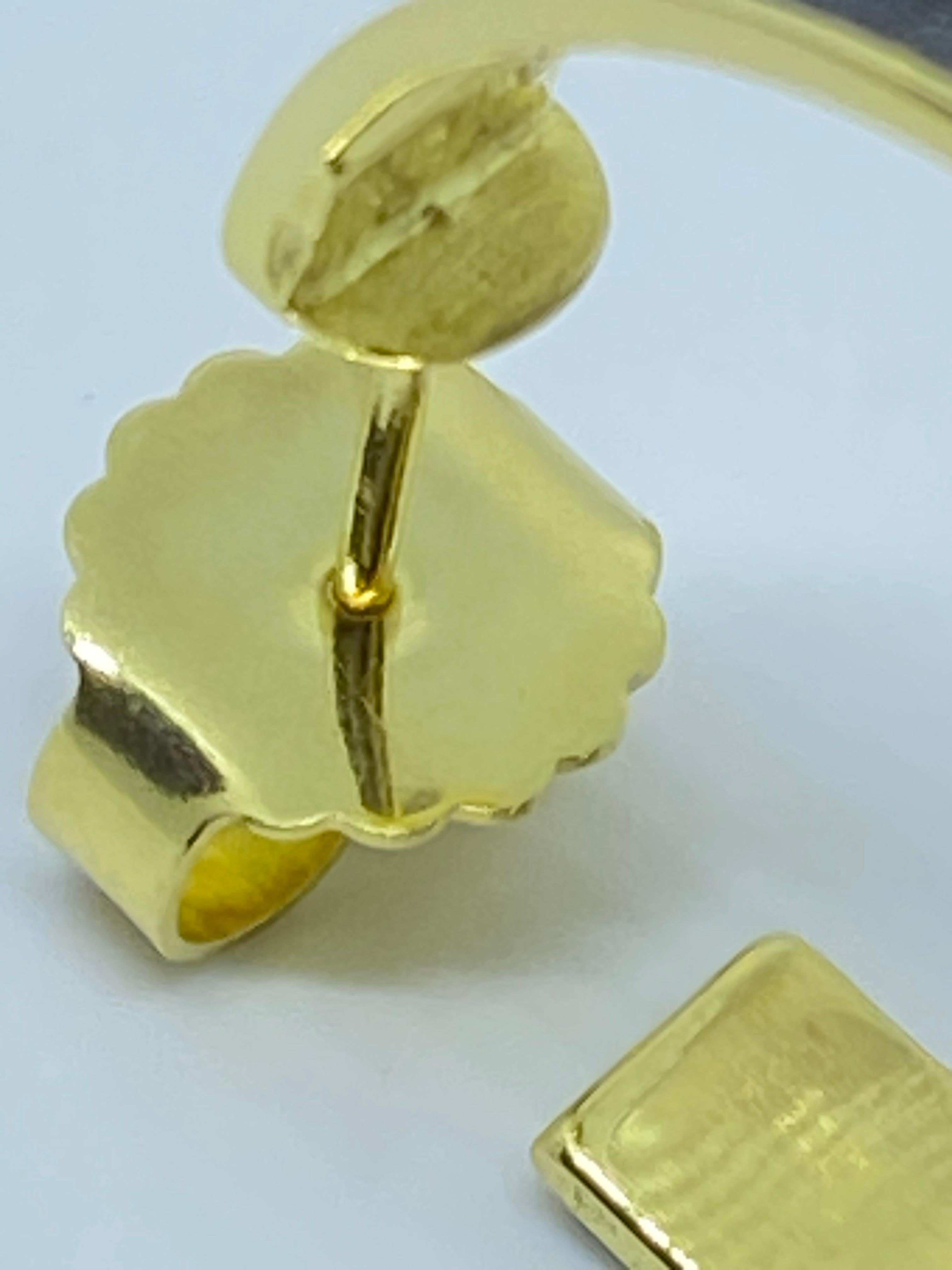 Georgios Collections Boucles d'oreilles en or jaune 18 carats et diamants bicolores en vente 8