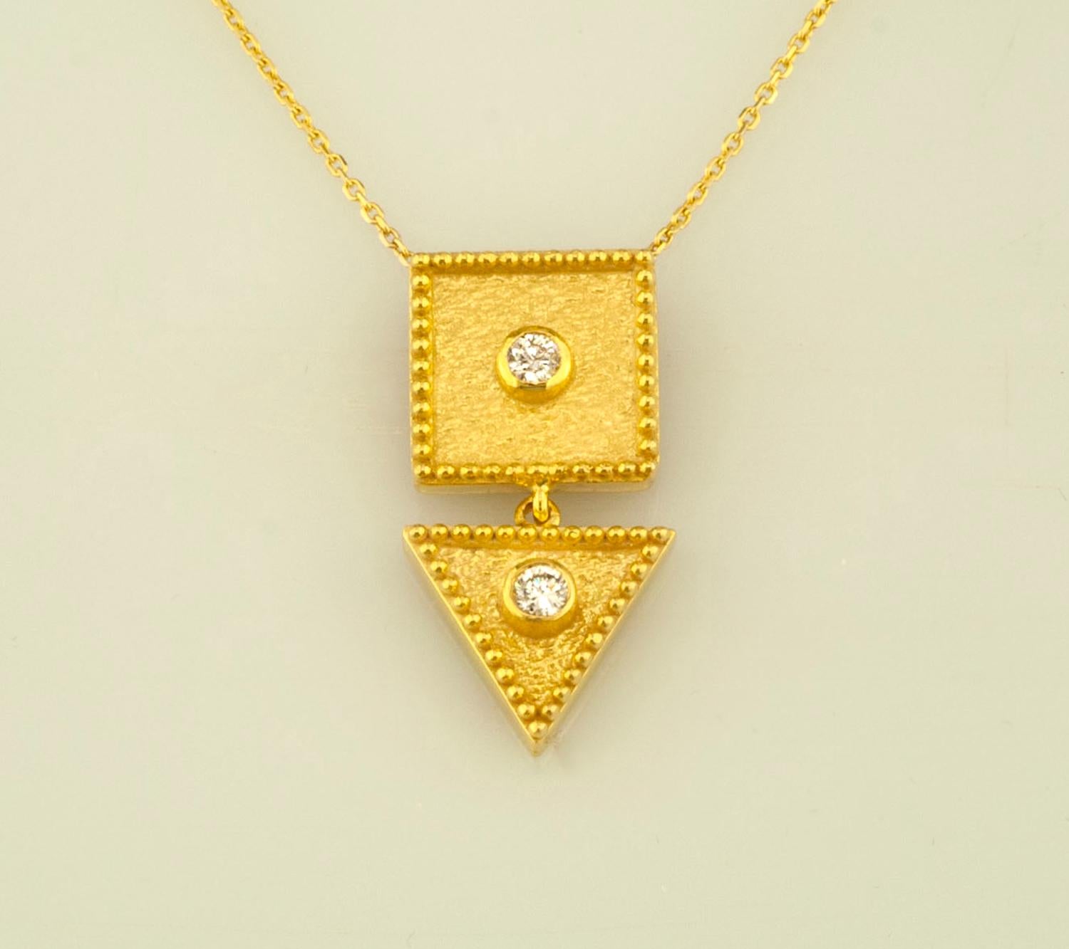 Taille brillant Georgios Collections Collier à pendentif en or jaune 18 carats avec diamants en forme de goutte en vente