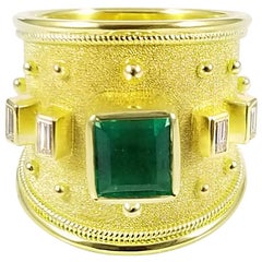 Georgios Collections Bague en or jaune 18 carats avec émeraude et diamants taille émeraude