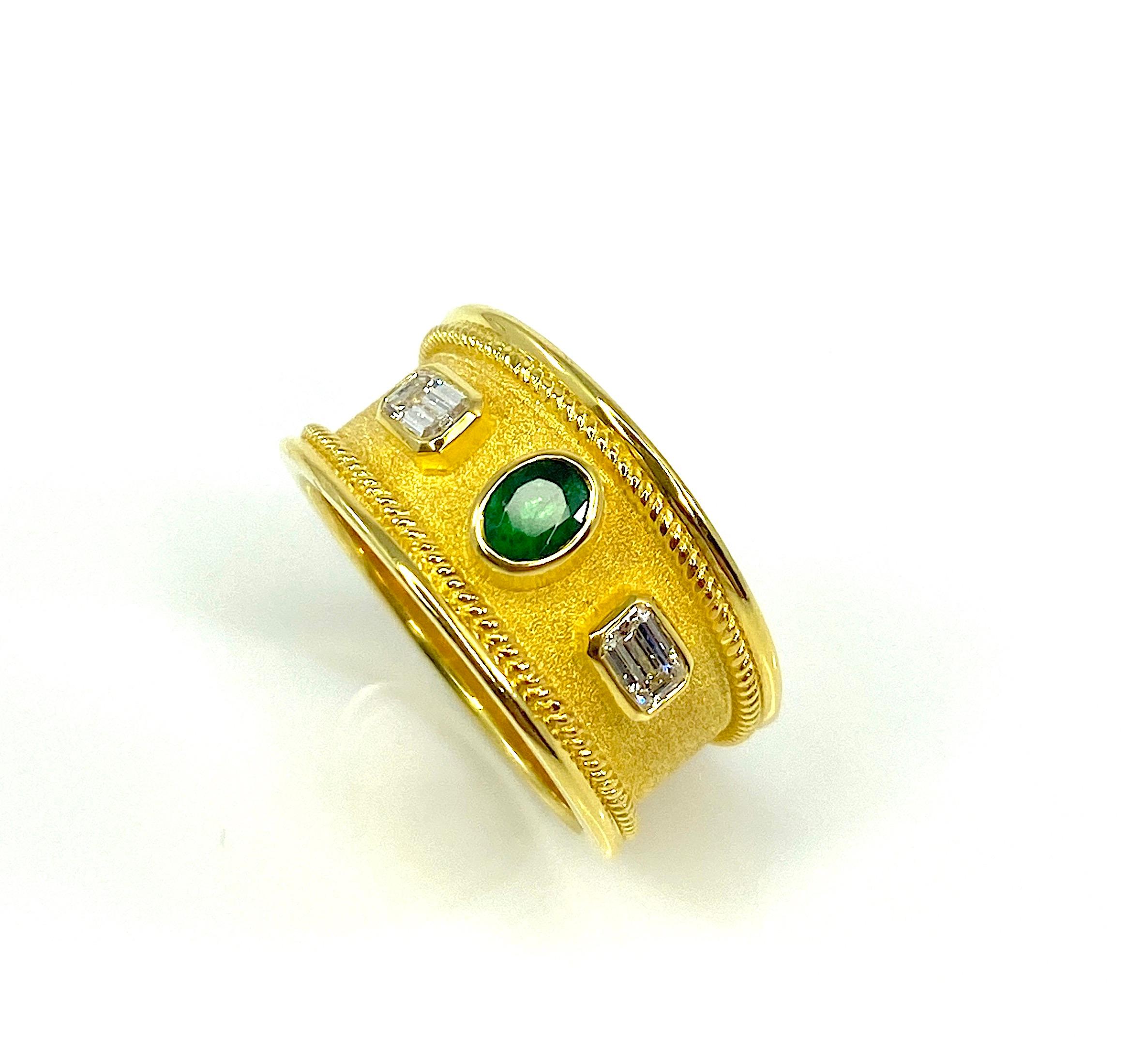 Georgios Collections Ring aus 18 Karat Gelbgold mit Smaragd und weißem Diamanten im Angebot 9
