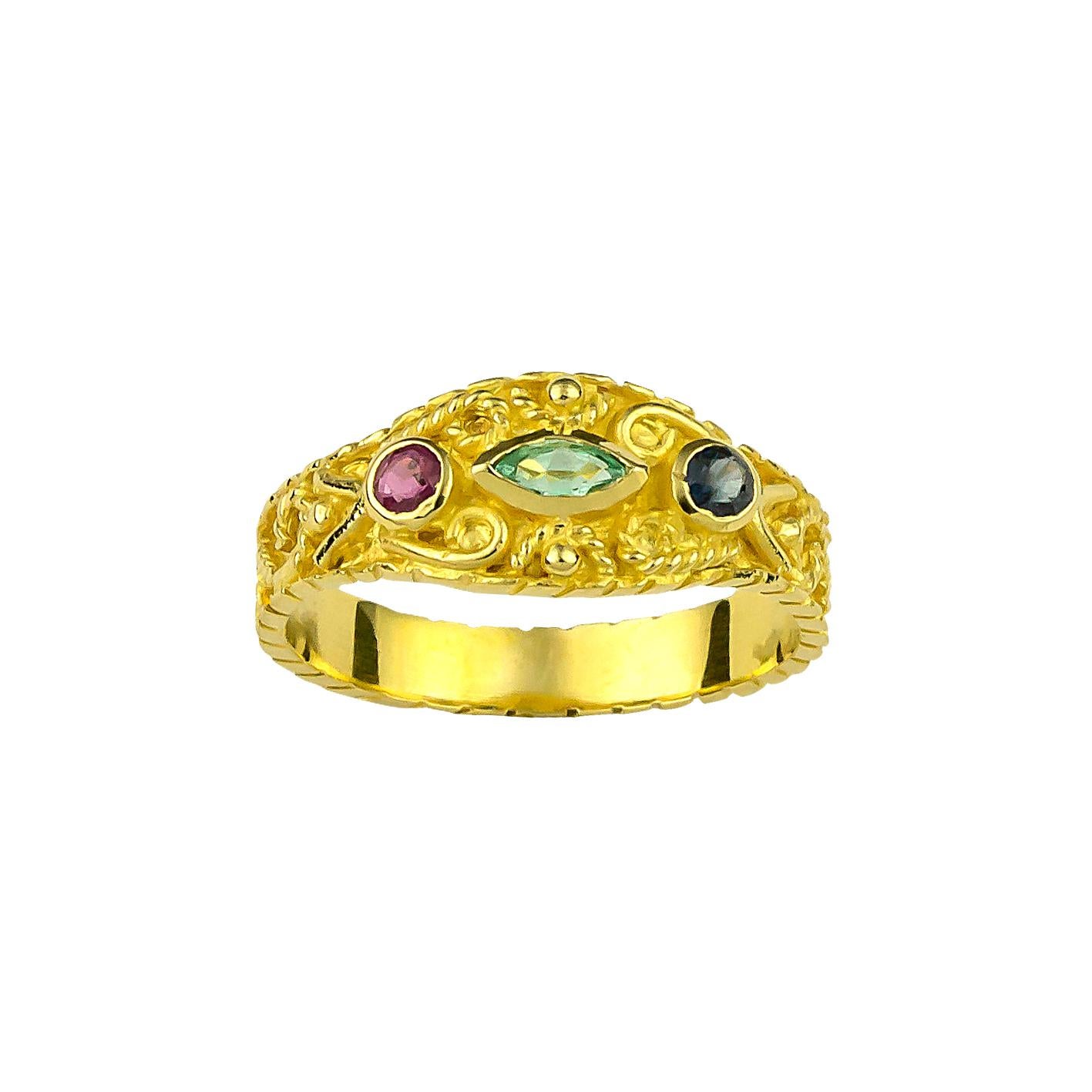 Bague jonc collection Georgios en or jaune 18 carats, émeraude, rubis et saphir en vente 4