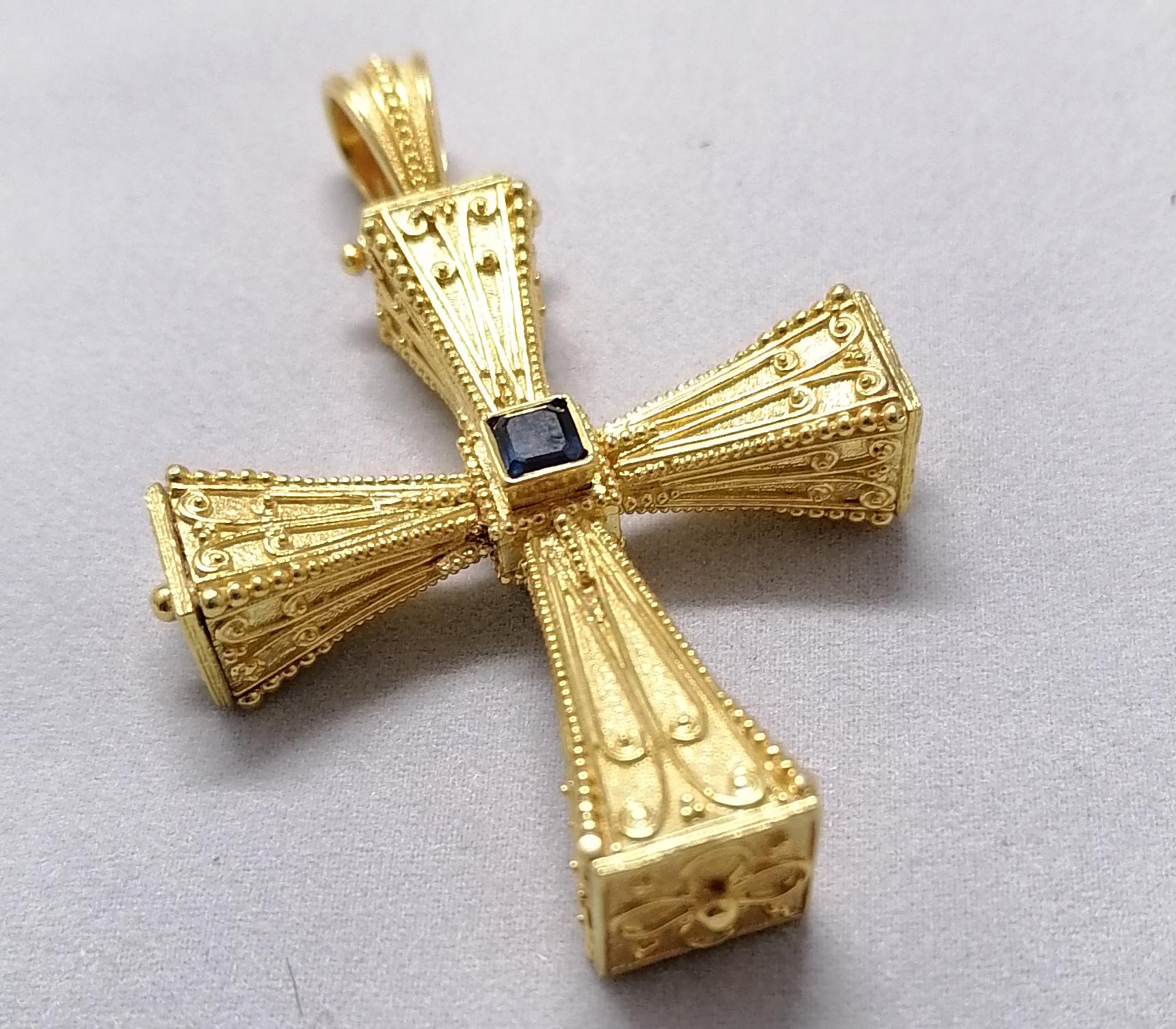 Georgios Collections 18 Karat Yellow Gold Emerald Sapphire Reversible 3-D Cross For Sale 12