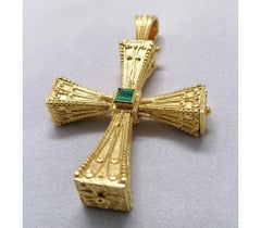 Georgios Collections 18 Karat Yellow Gold Emerald Sapphire Reversible 3-D Cross