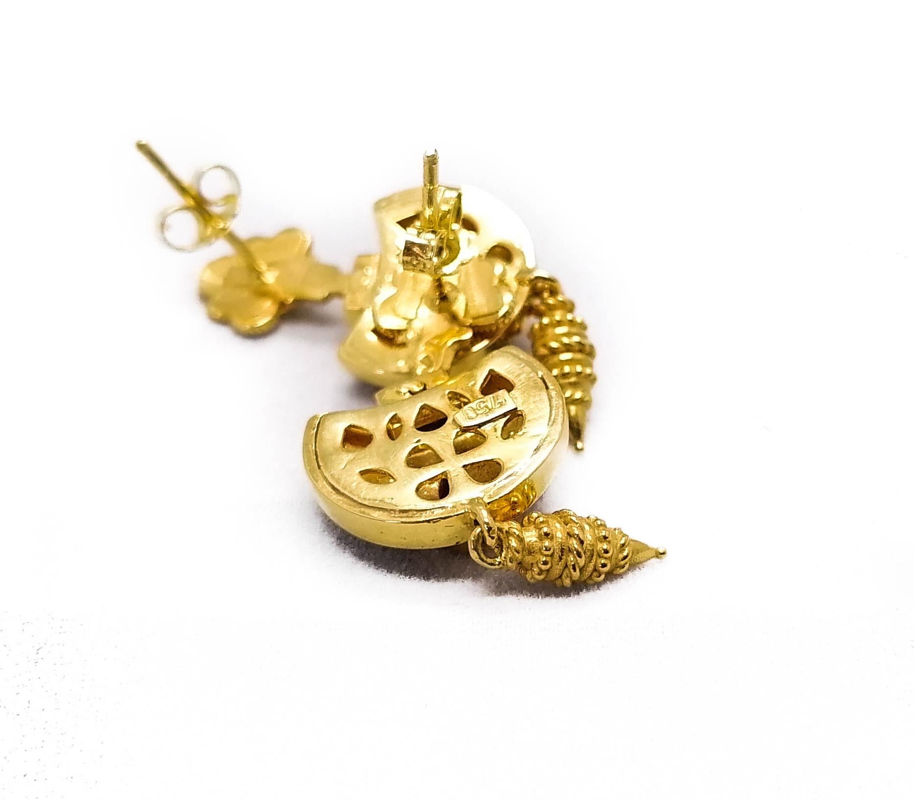Orecchini a goccia con rubino in stile etrusco di Georgios Collections, oro giallo 18 carati in vendita 2