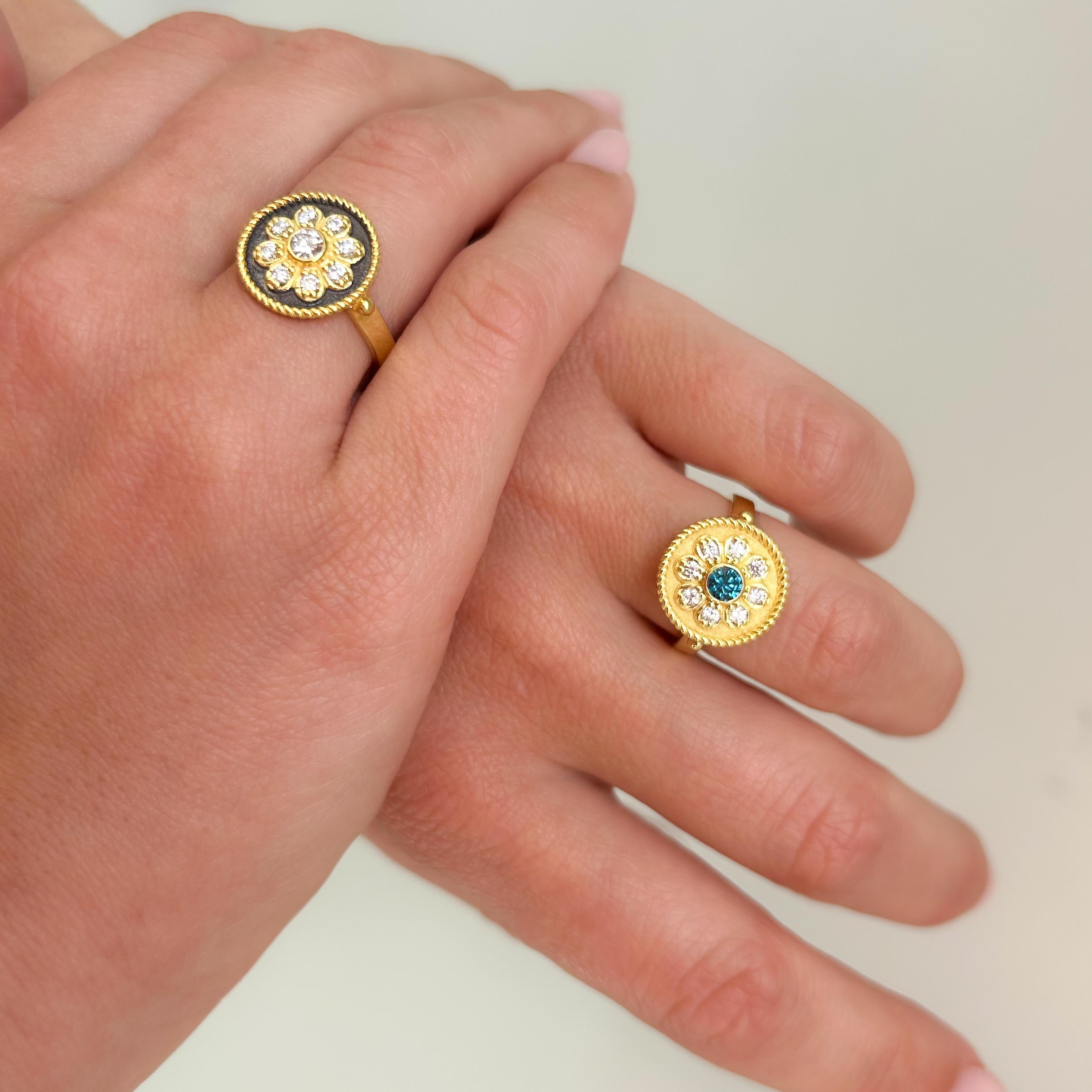 Georgios Collections 18 Karat Yellow Gold Flower Diamond Ring with Black Rhodium in vendita 7