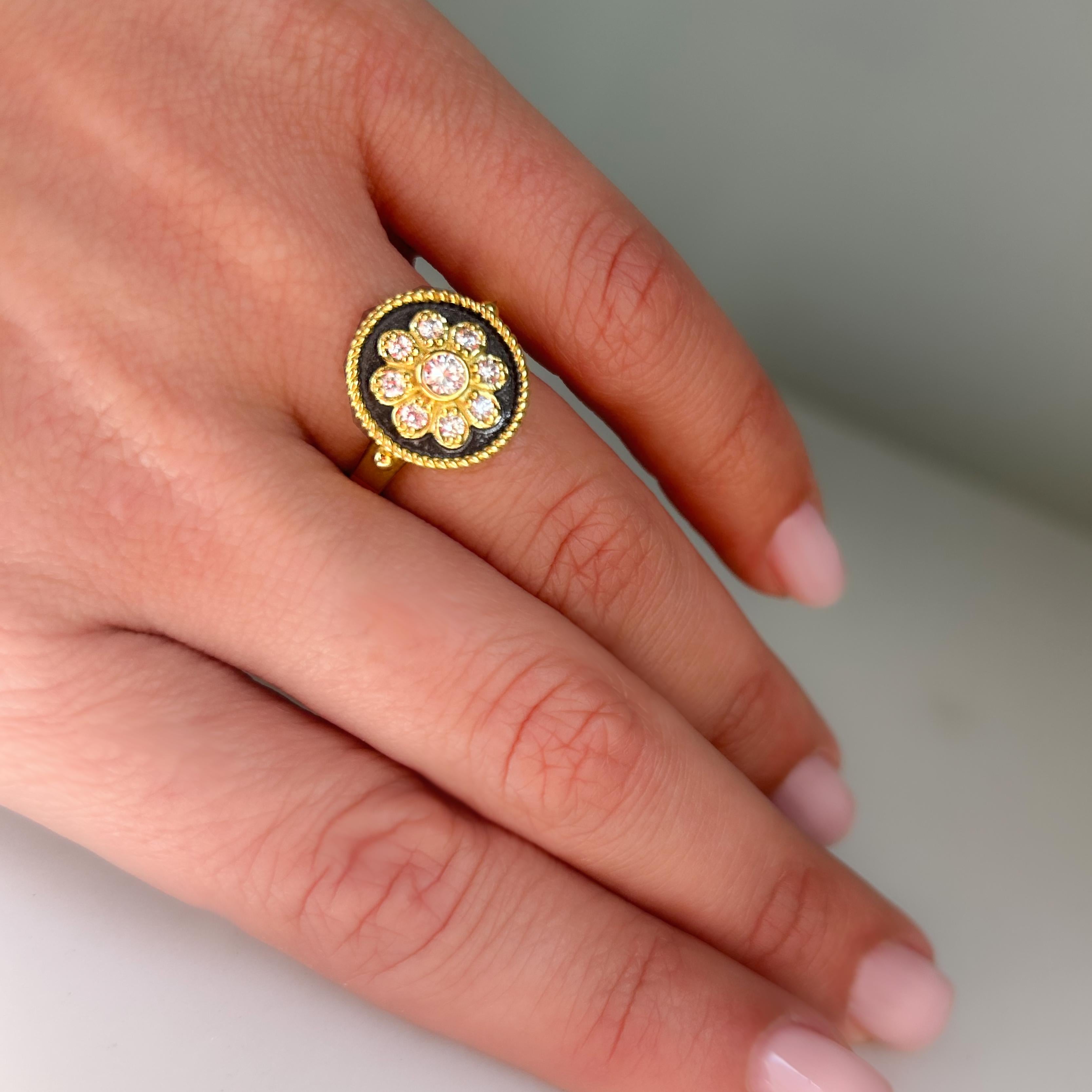 Georgios Collections 18 Karat Yellow Gold Flower Diamond Ring with Black Rhodium in vendita 3