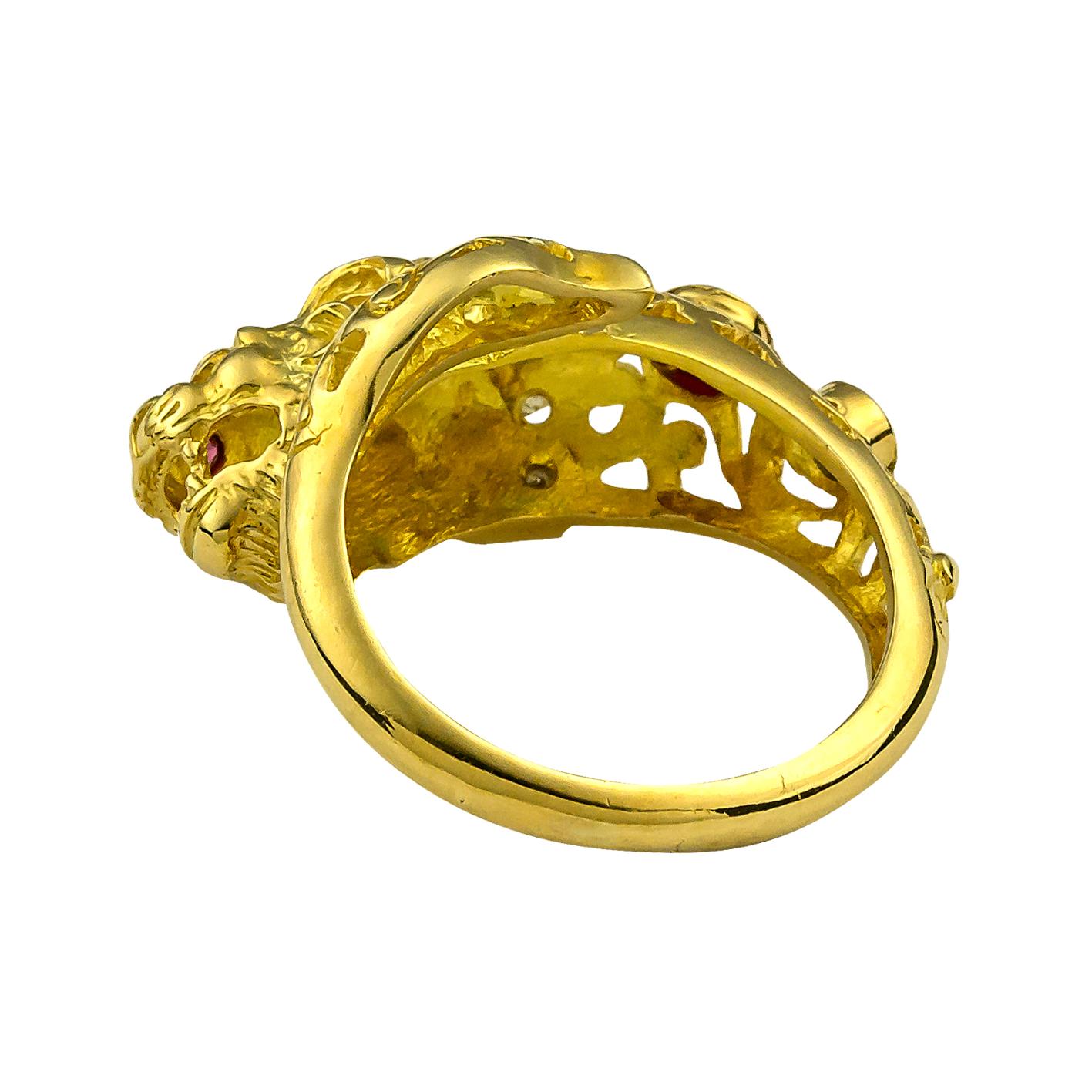 Pear Cut Georgios Collections 18 Karat Yellow Gold Lion Head Diamond Multi-Color Ring For Sale