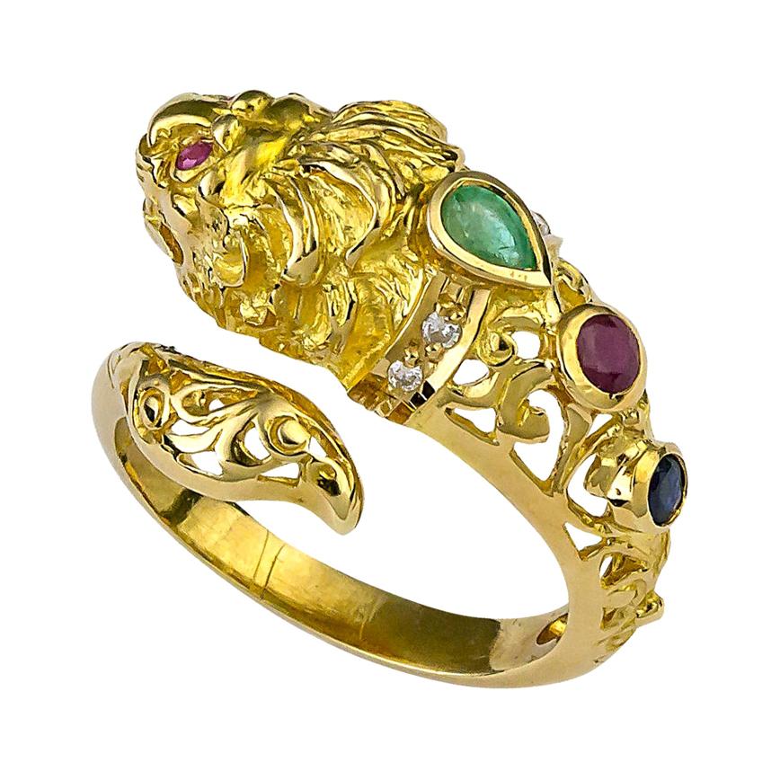 Georgios Kollektionen, 18 Karat Gelbgold, Diamantring mit Löwenkopf und mehreren Farben