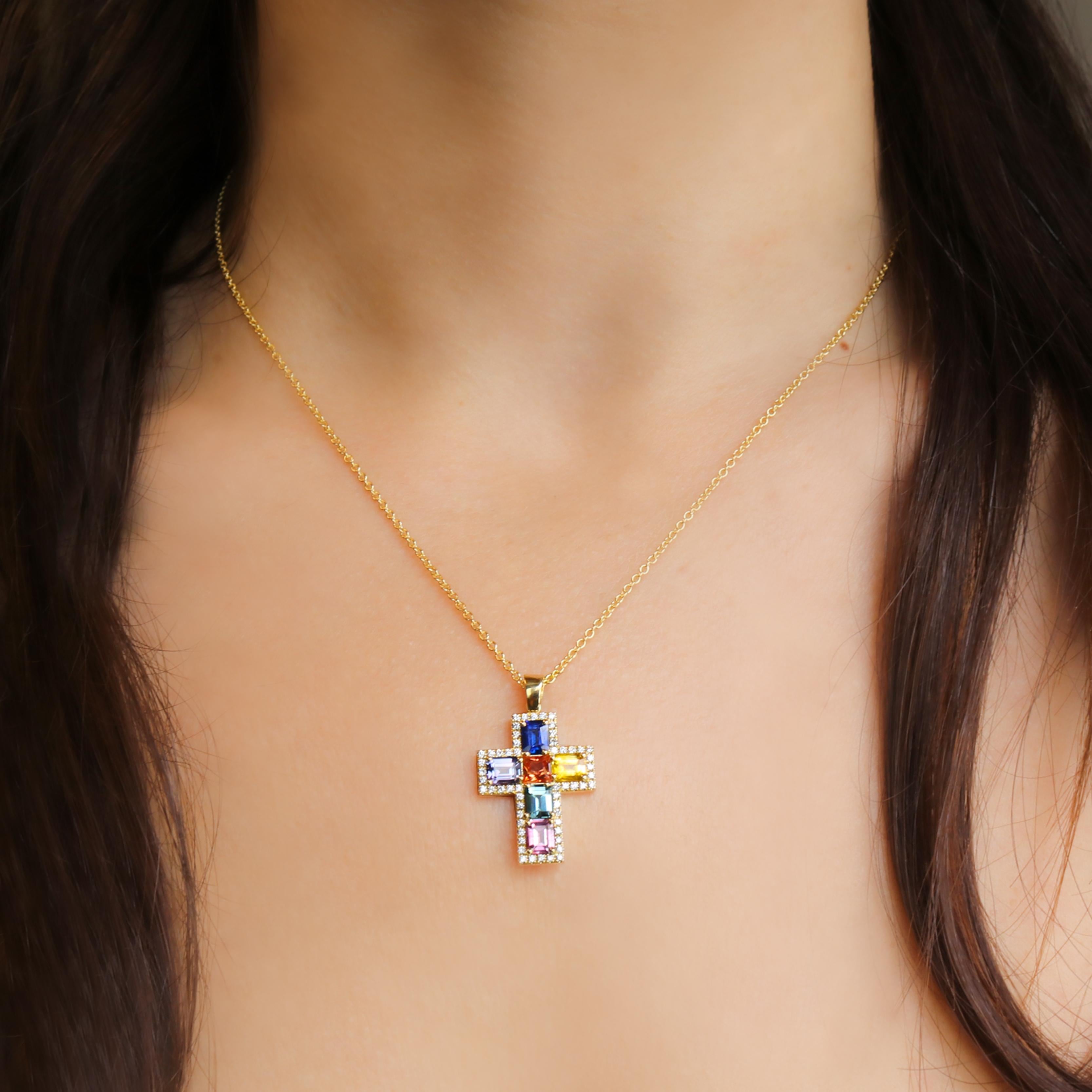 Georgios Collections Croix en or jaune 18 carats avec saphirs et diamants en vente 7