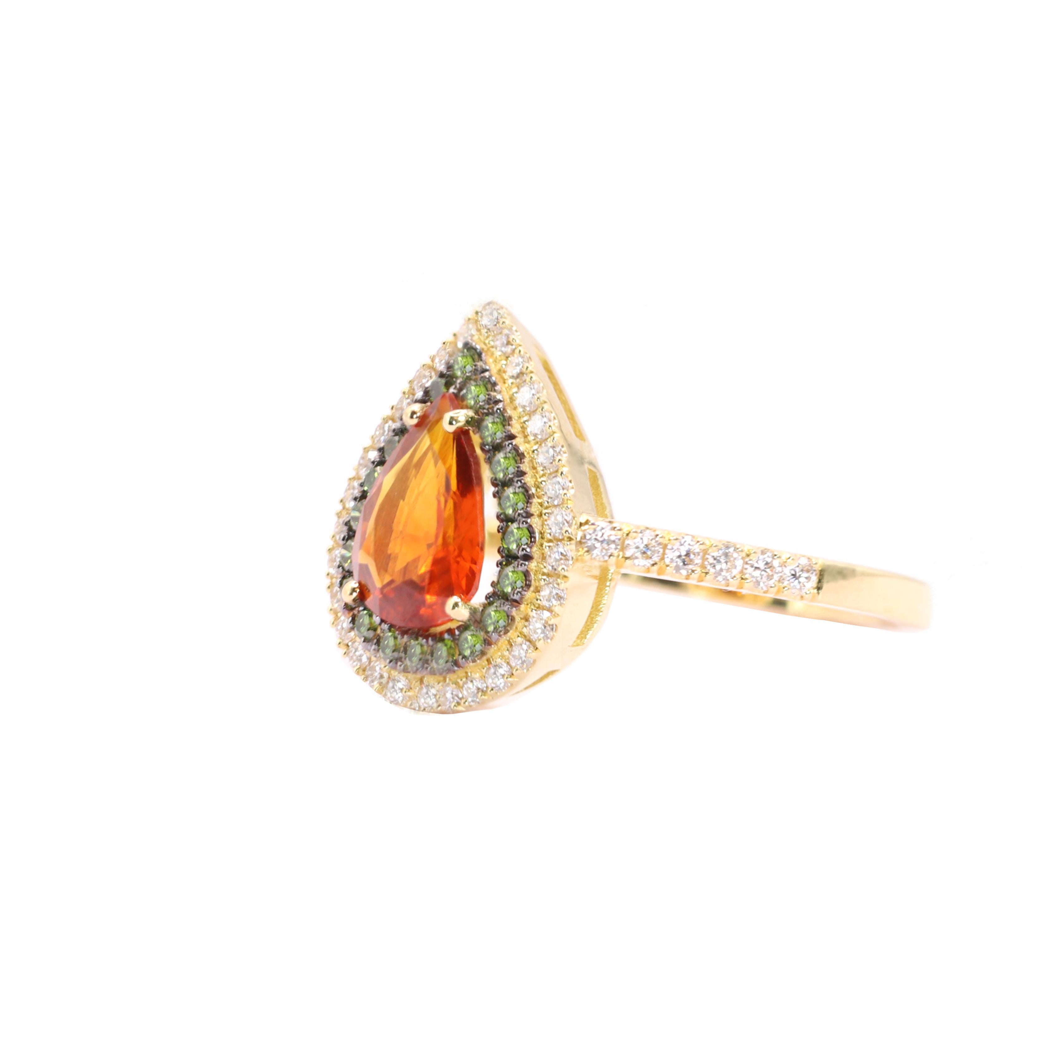Georgios Collections 18 Karat Yellow Gold Orange Sapphire & Green Diamods Ring en Nuevo estado para la venta en Astoria, NY