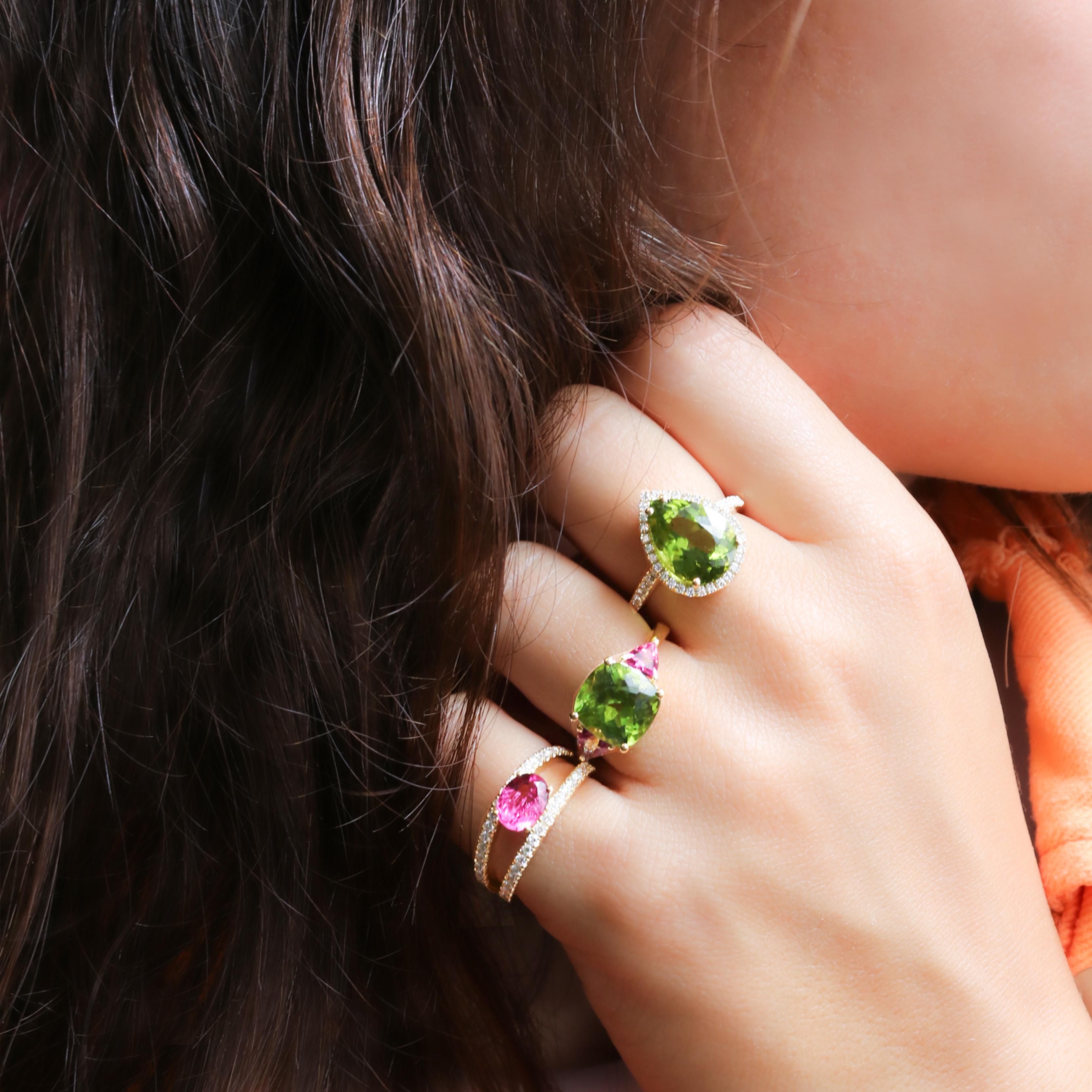 Georgios Collections Bague en or jaune 18 carats avec rubis ovale et diamants en vente 9