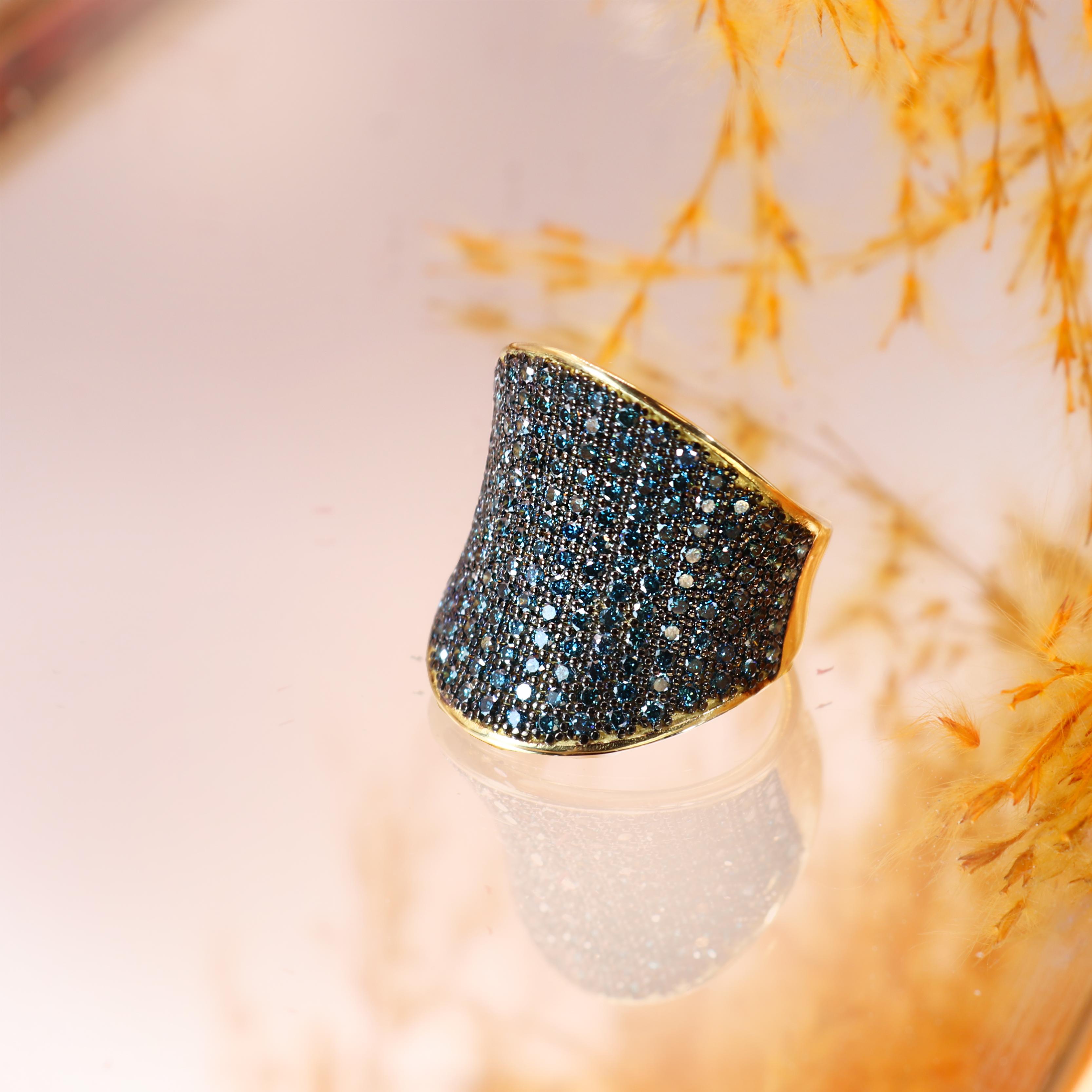 Women's Georgios Collections 18 Karat Yellow Gold Pave Blue Diamonds Ring For Sale