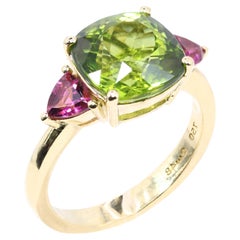 Georgios Collections Anillo de oro amarillo de 18 quilates con peridoto y rubelitas