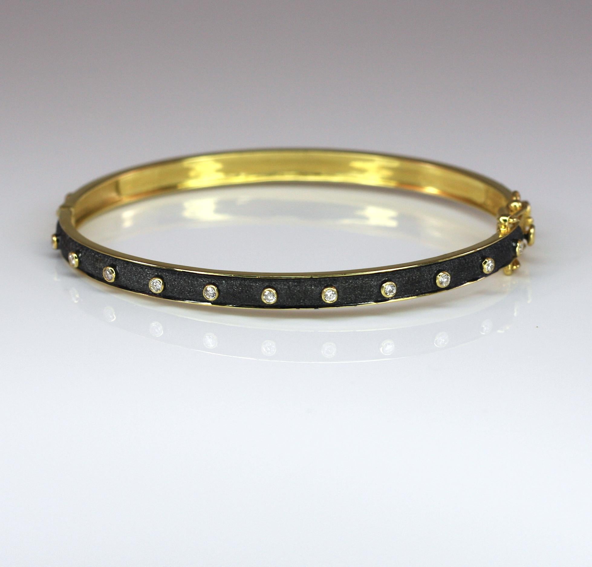 Byzantine Georgios Collections 18 Karat Yellow Gold Rhodium Reversible Diamond Bracelet  For Sale