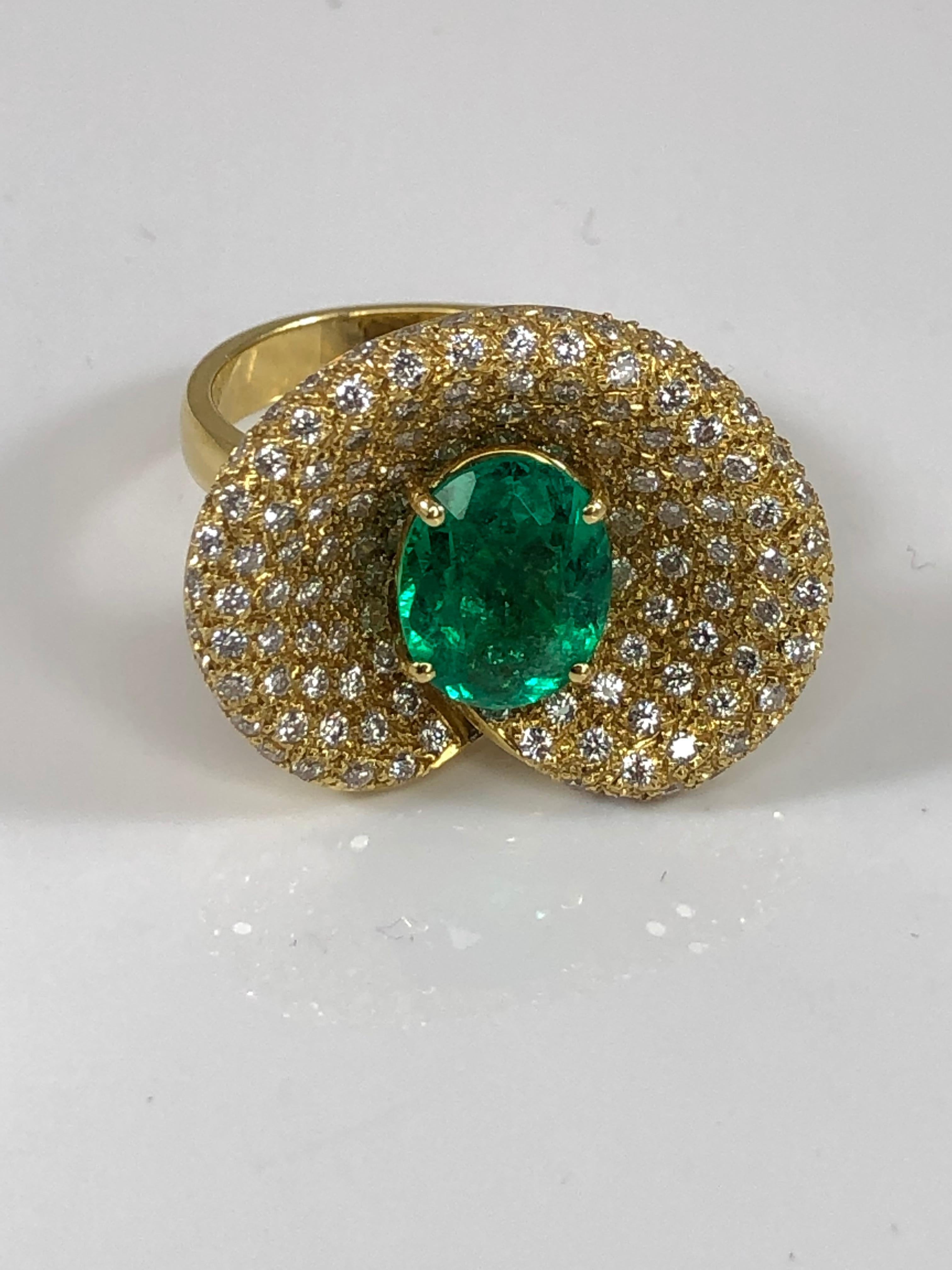 Georgios Collections 18 Karat Yellow Gold Ring with an Oval Emerald and Diamonds For Sale 4