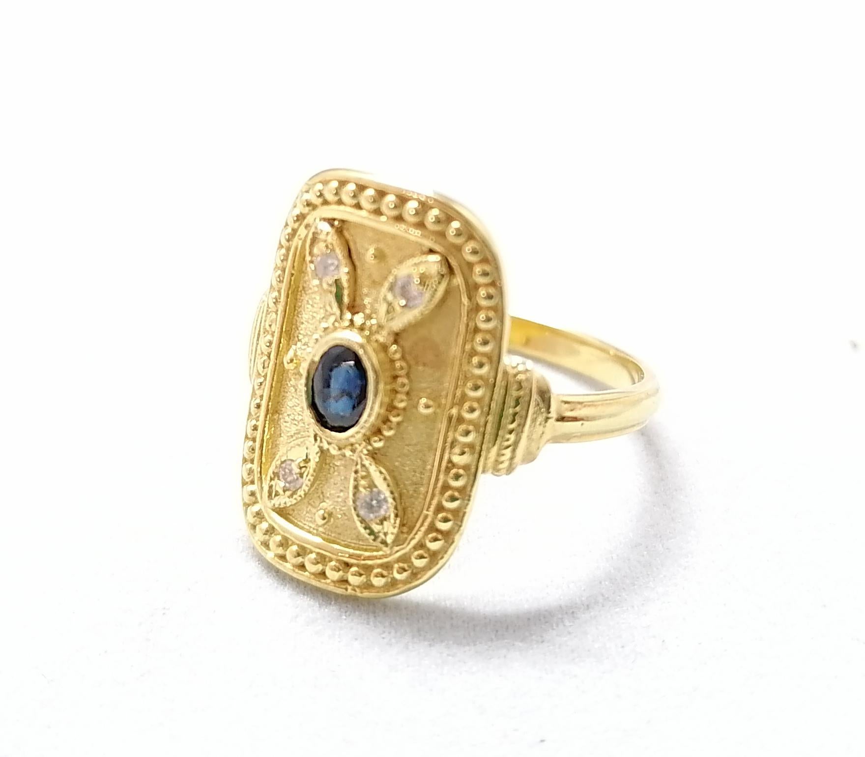 Georgios Kollektionen 18 Karat Gelbgold Saphir und Diamant Byzantinischer Ring (Ovalschliff) im Angebot