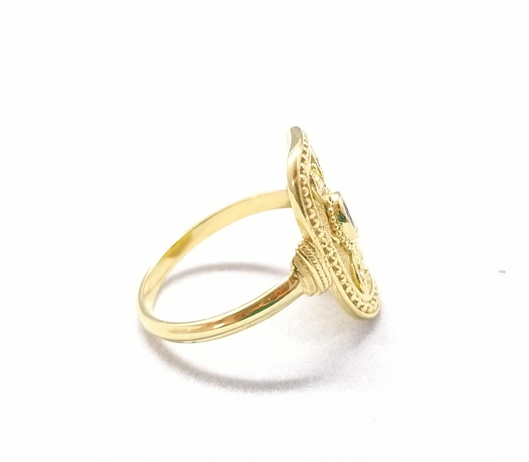 Georgios Kollektionen 18 Karat Gelbgold Saphir und Diamant Byzantinischer Ring im Zustand „Neu“ im Angebot in Astoria, NY