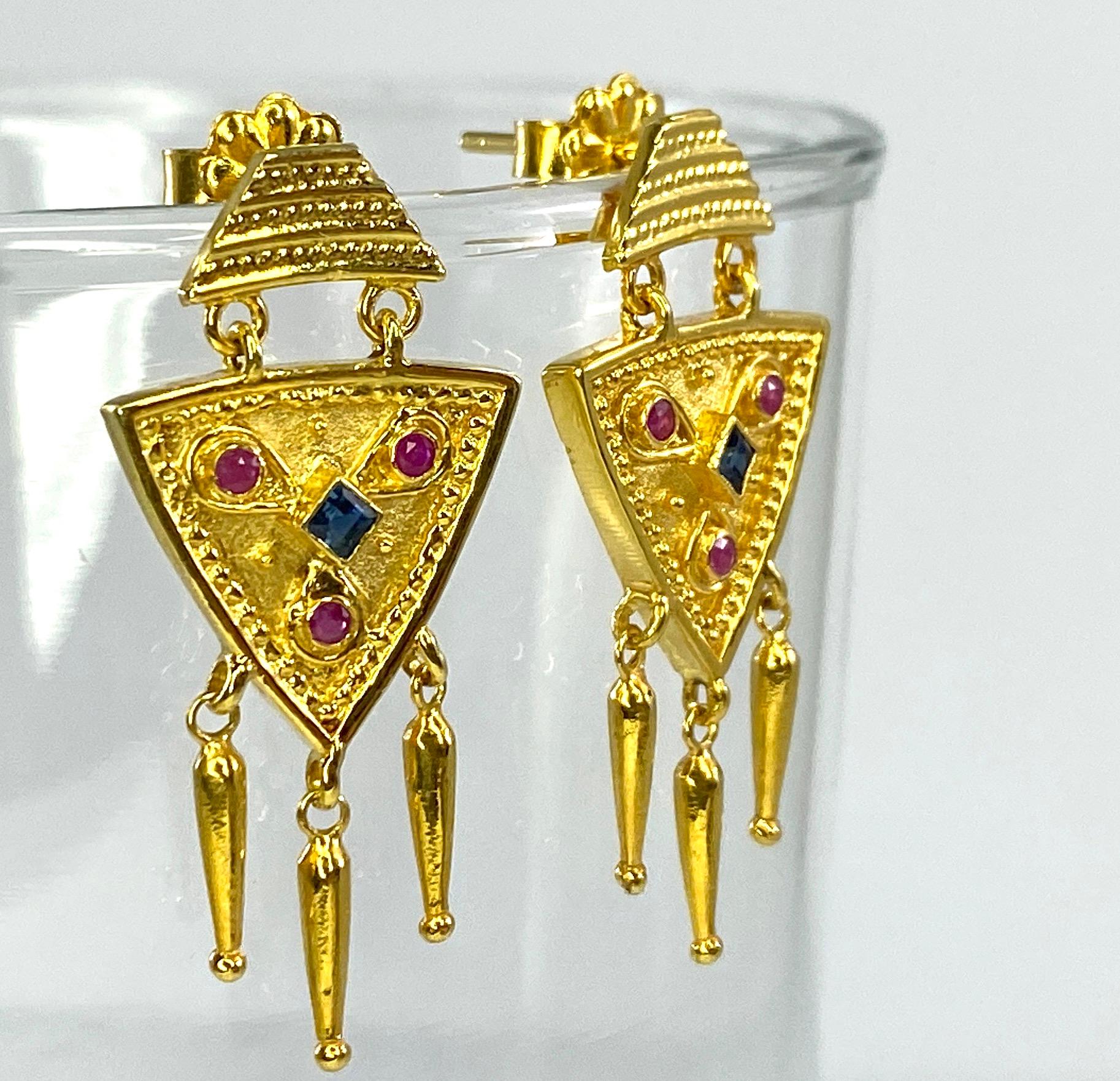 Georgios Collections 18 Karat Yellow Gold Sapphire and Ruby Drop Earrings In New Condition For Sale In Astoria, NY