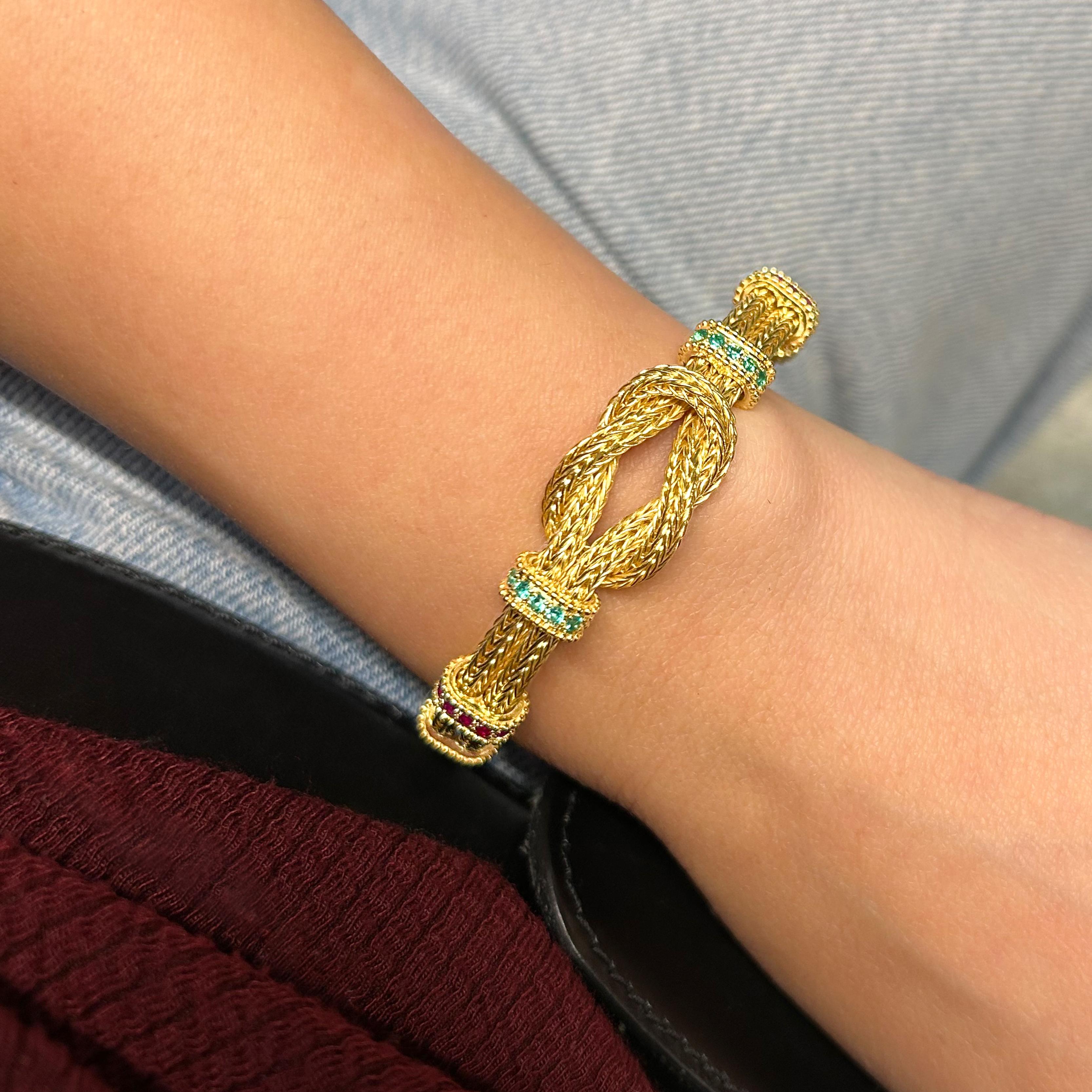 Georgios Kollektionen Armband aus 18 Karat Gelbgold mit Saphiren, Smaragden und Rubinen im Angebot 2