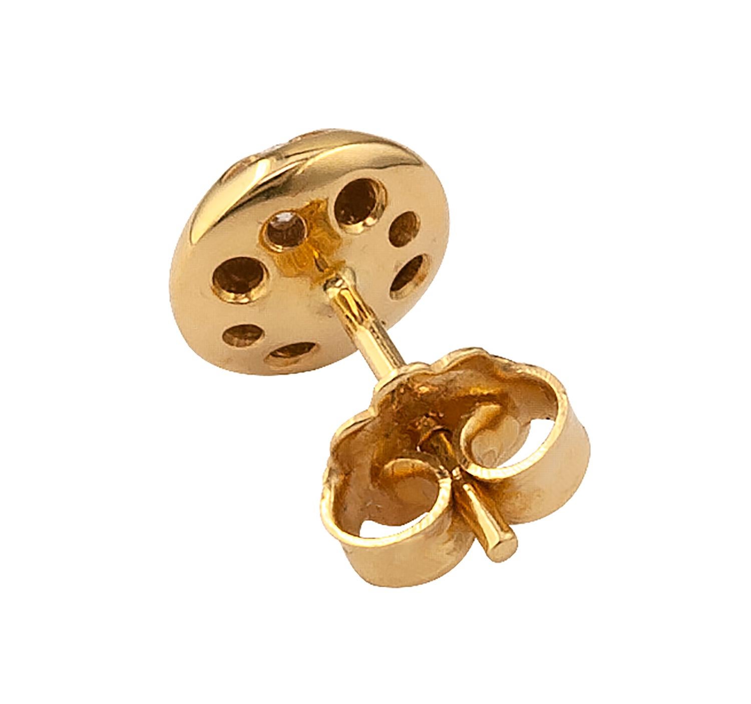 Contemporain Georgios Collections Clous d'oreilles solitaires en or jaune 18 carats avec diamants ronds en vente