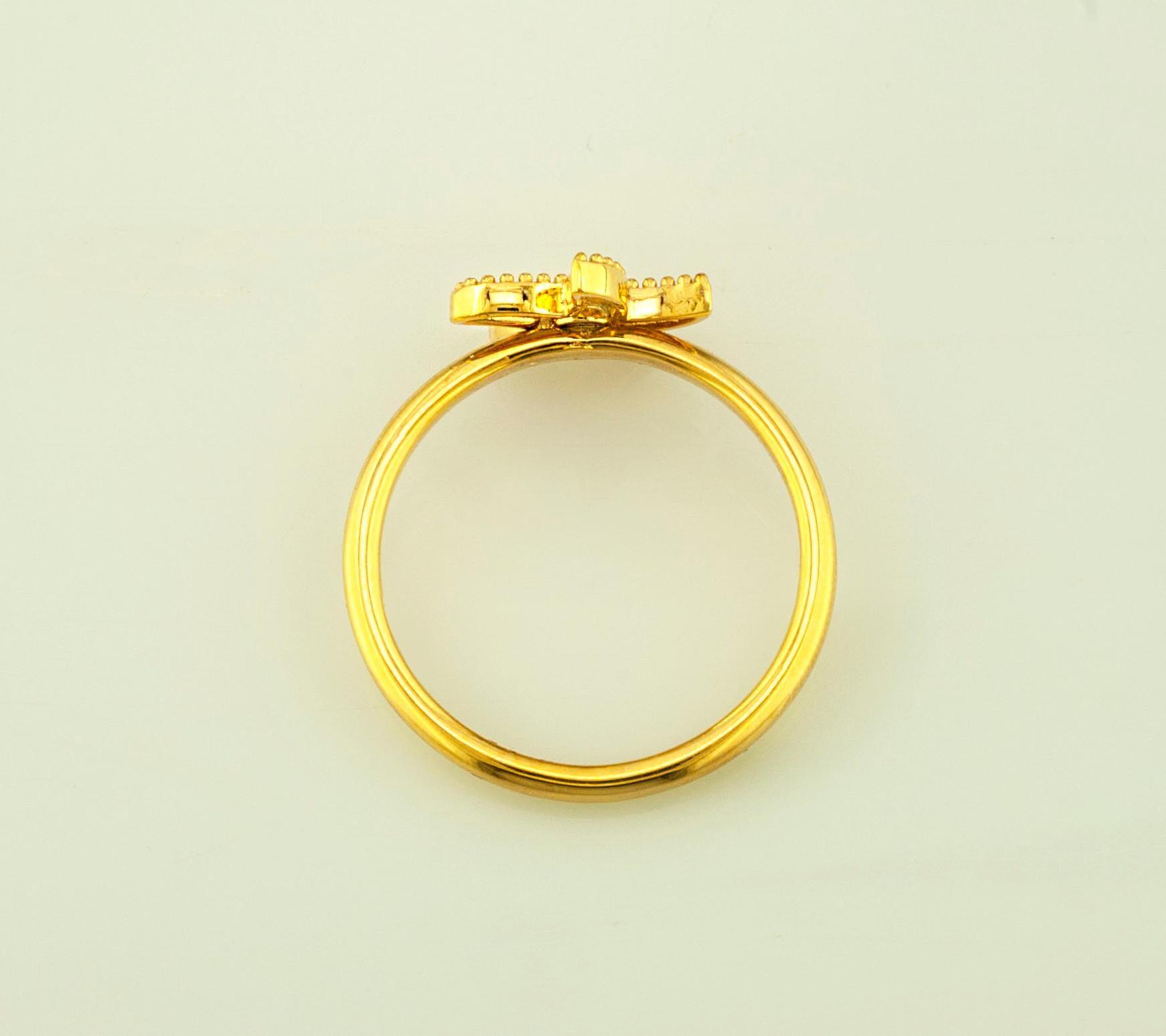 Brilliant Cut Georgios Collections 18 Karat Yellow Gold Starfish Diamond Thin Band Ring For Sale