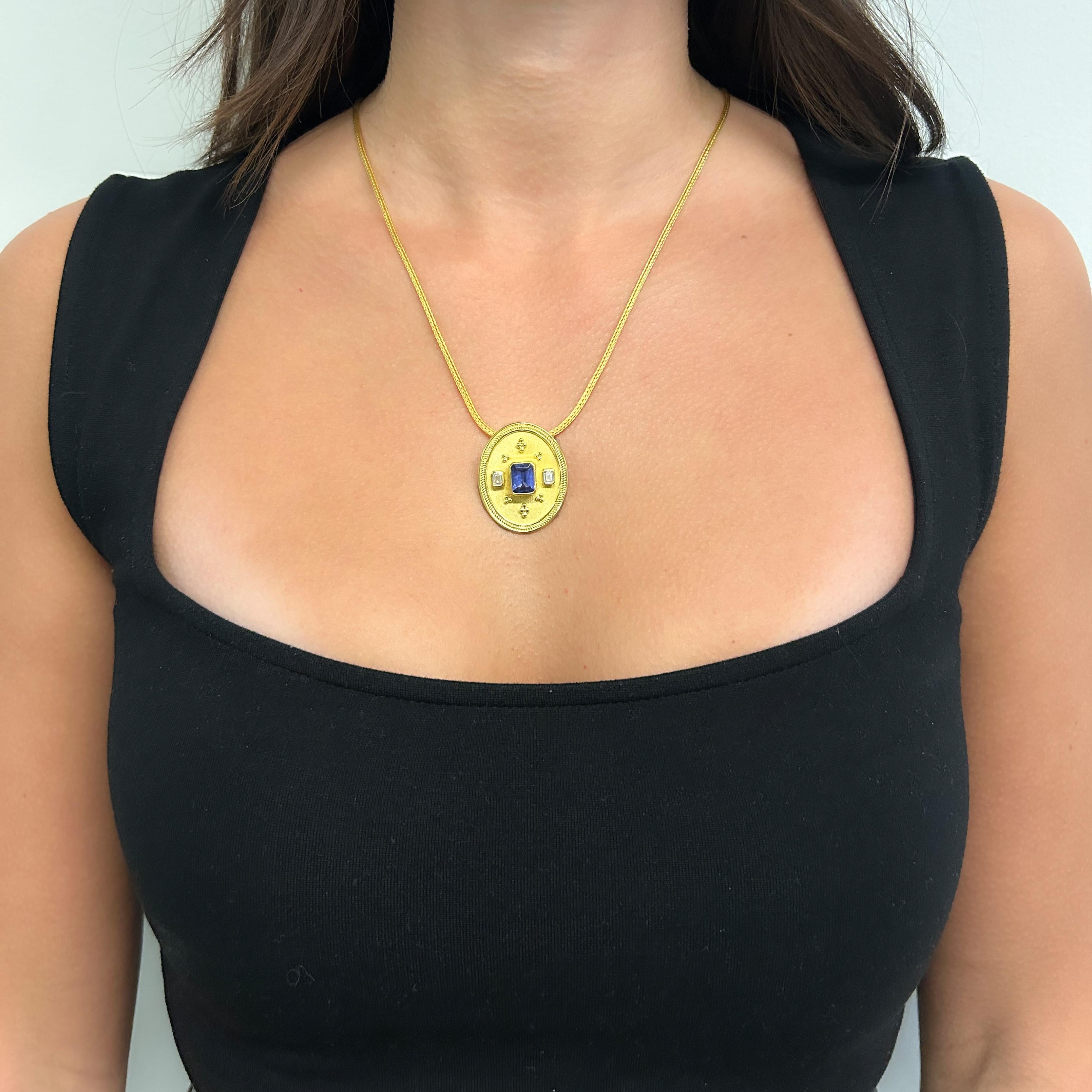 Georgios Collections Pendentif en or jaune 18 carats, tanzanite et diamant avec chaîne en vente 2