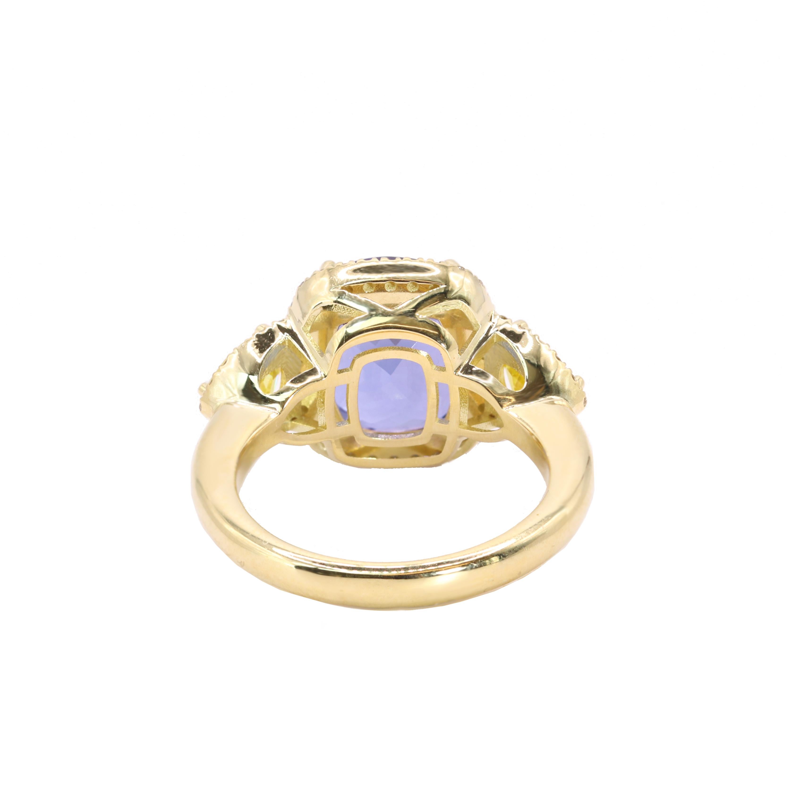 Georgios Collections 18 Karat Yellow Gold Tanzanite Ring with Yellow Sapphires In New Condition For Sale In Astoria, NY