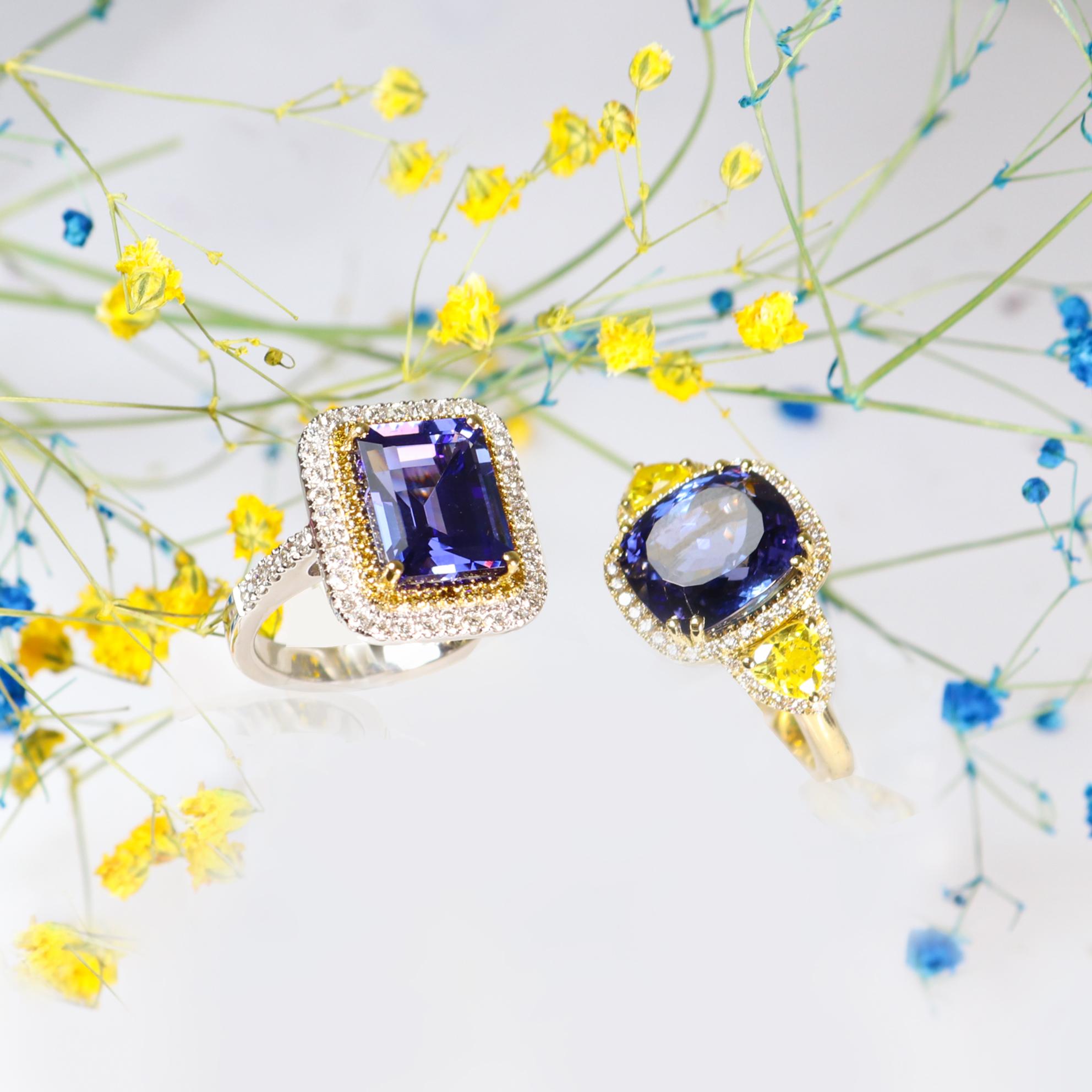 Georgios Collections 18 Karat Yellow Gold Tanzanite Ring with Yellow Sapphires For Sale 2