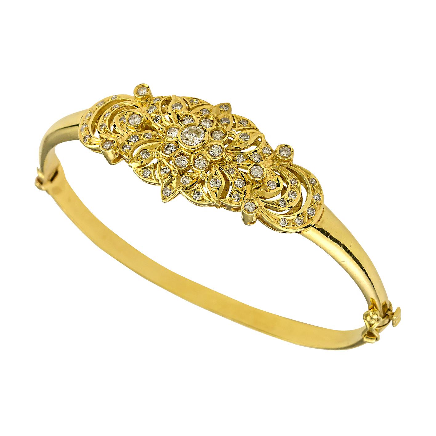 Georgios Collections 18 Karat Yellow Gold Vintage Style Diamond Bangle Bracelet In New Condition In Astoria, NY