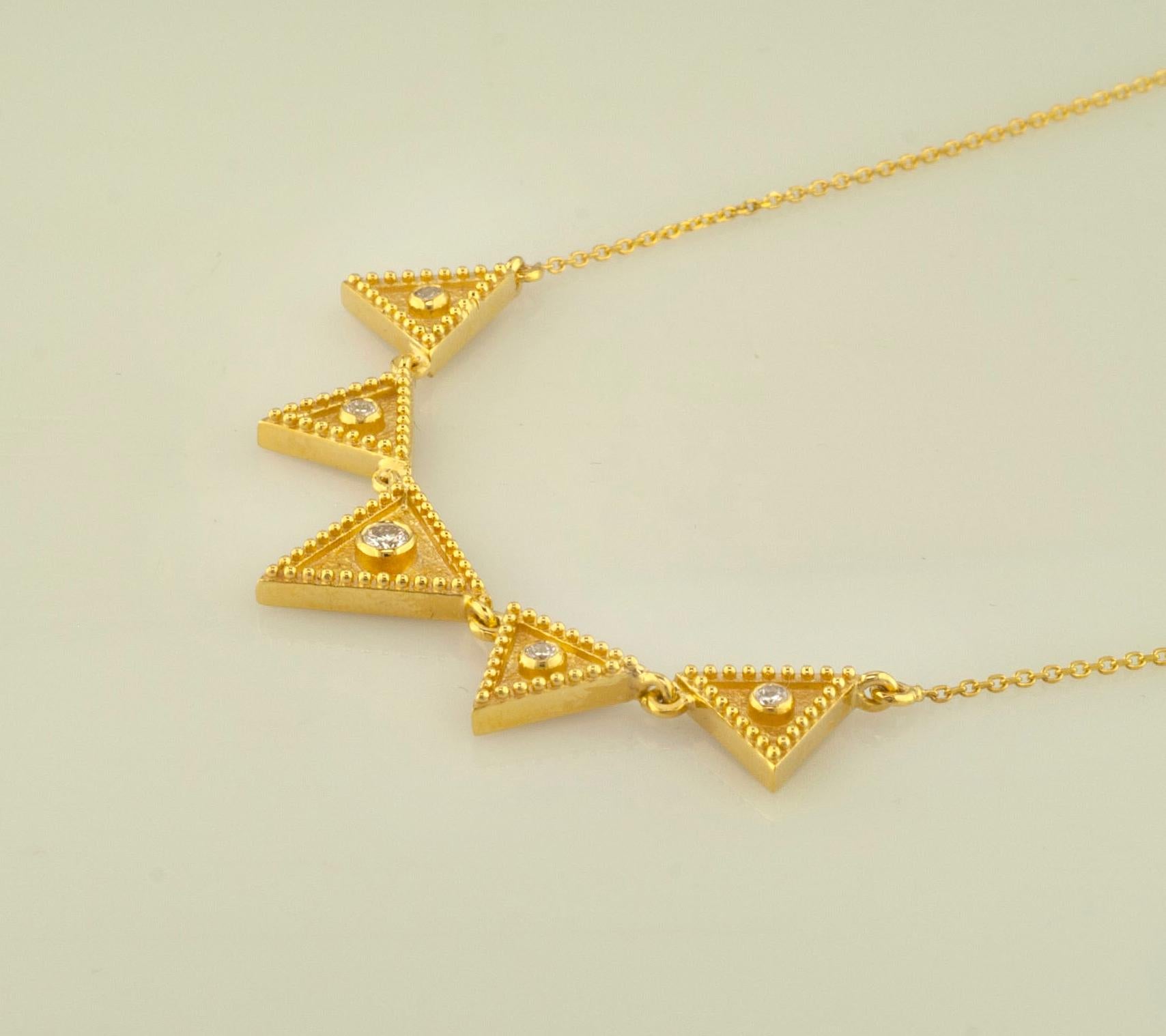 Georgios Kollektionen 18 Karat Gelbgold Weißer Diamant Kette Anhänger Halskette im Angebot 4