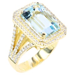 Georgios Collections Ring aus 18 Karat Gelbgold mit Aquamarin und Diamanten