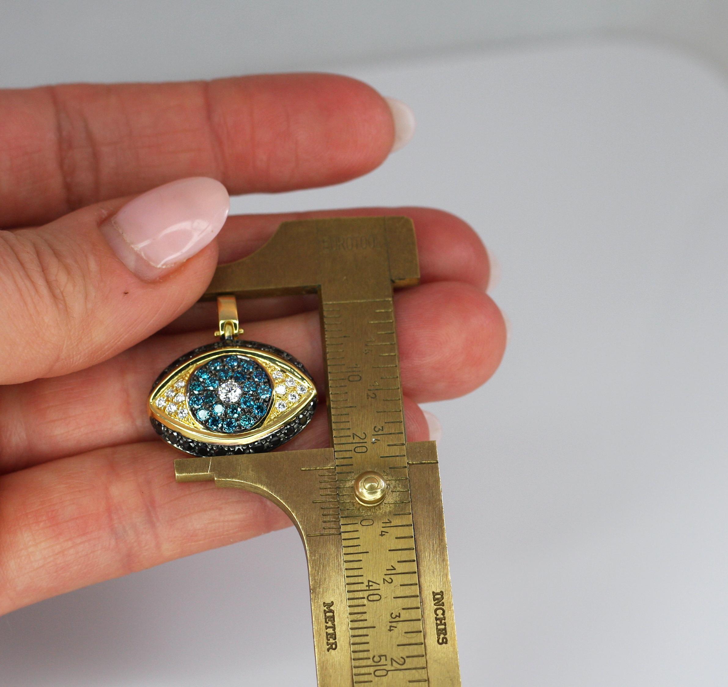 Taille ronde Georgios Collections Pendentif Mati Or jaune 18 carats Diamants bleu noir blanc en vente