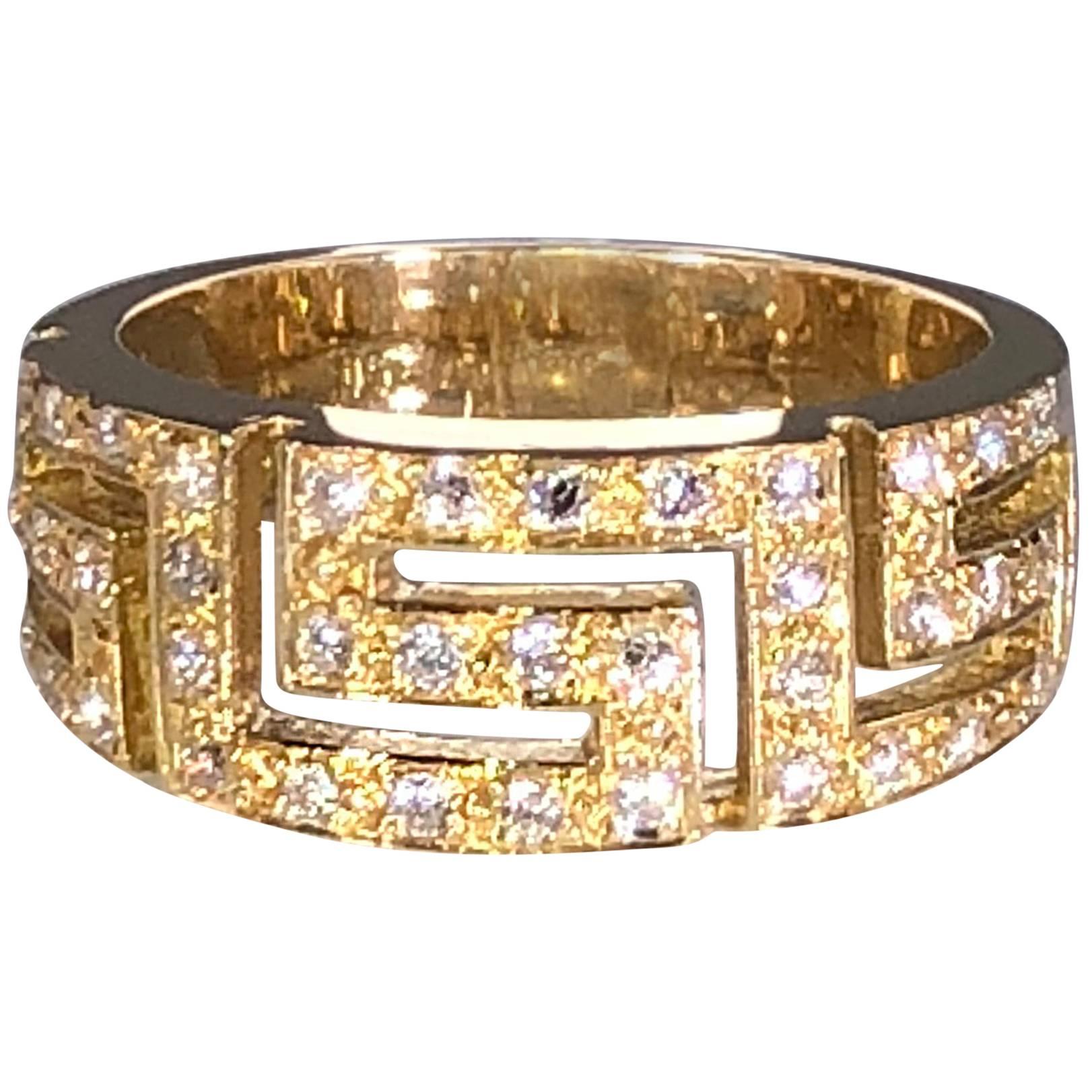 Georgios Collections Bague en or jaune 18 carats et diamants au motif grec  en vente