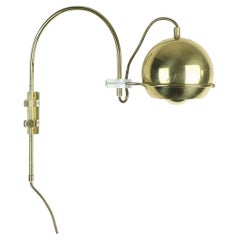 Verstellbarer eyeball WALL SCONCE Messing und Lucite, gepo amsterdam 1970er Jahre, Messing und Lucite