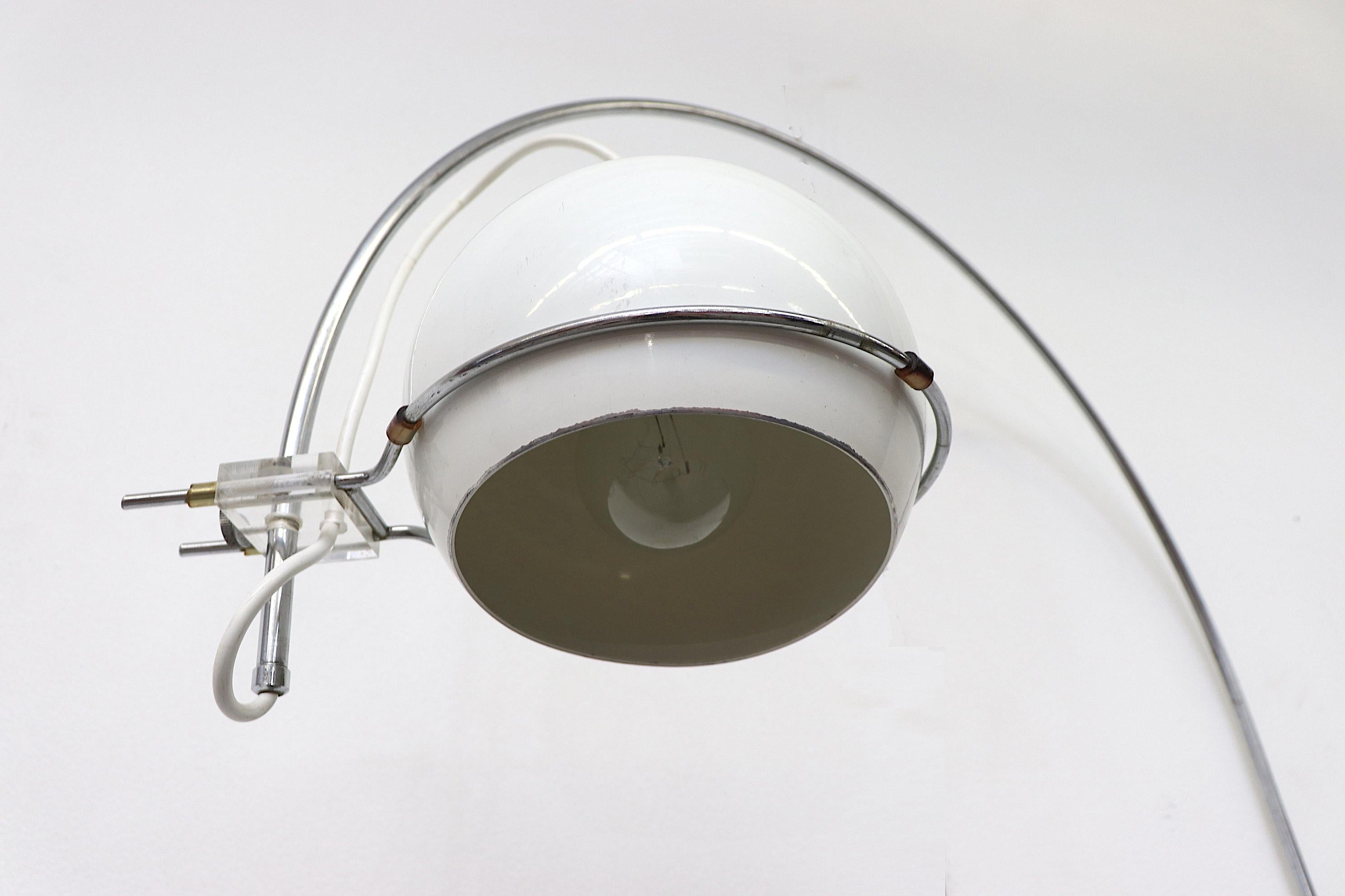 Gepo Arc Wall Lamp White and Chrome 5