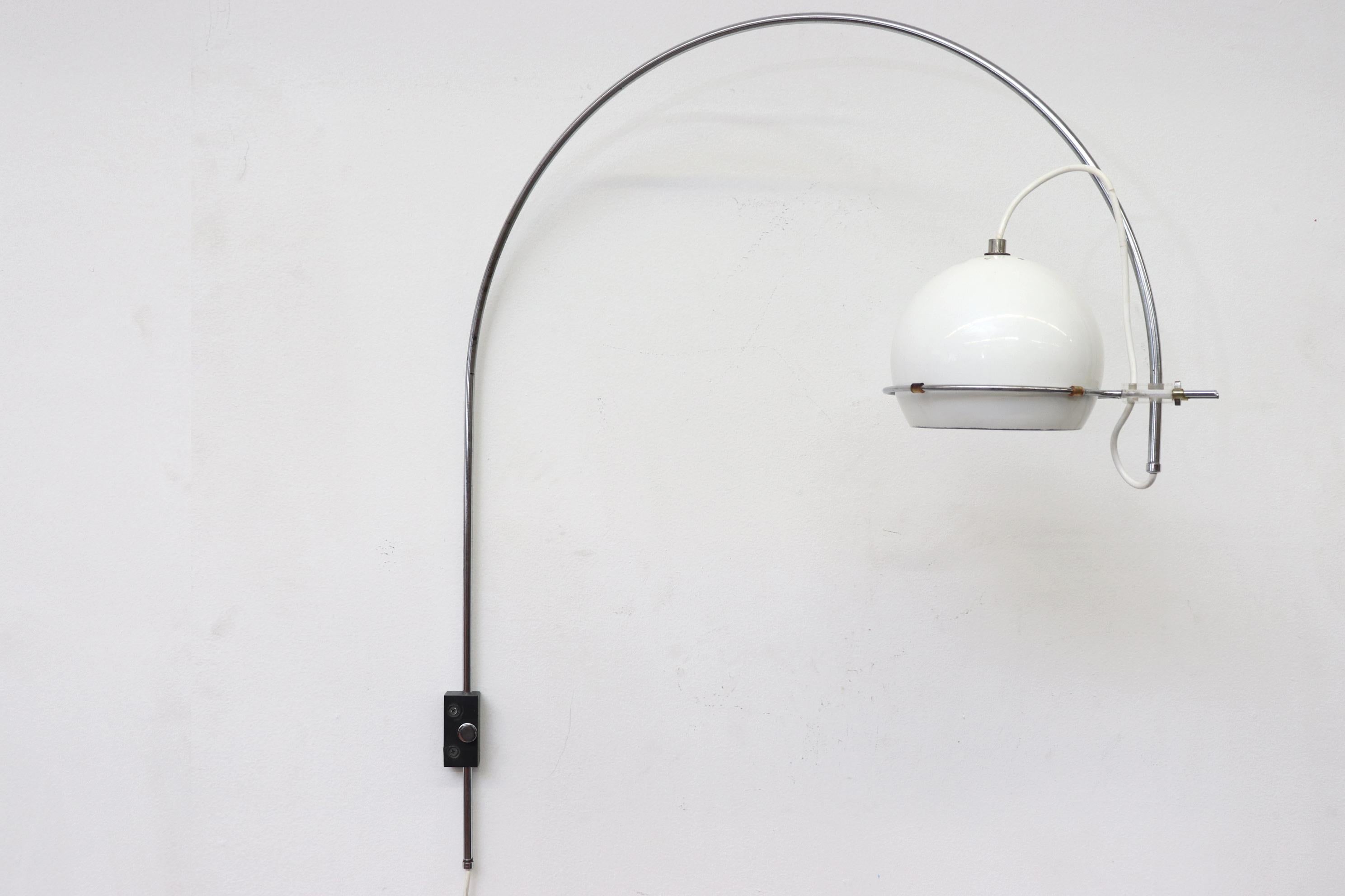 Enameled Gepo Arc Wall Lamp White and Chrome