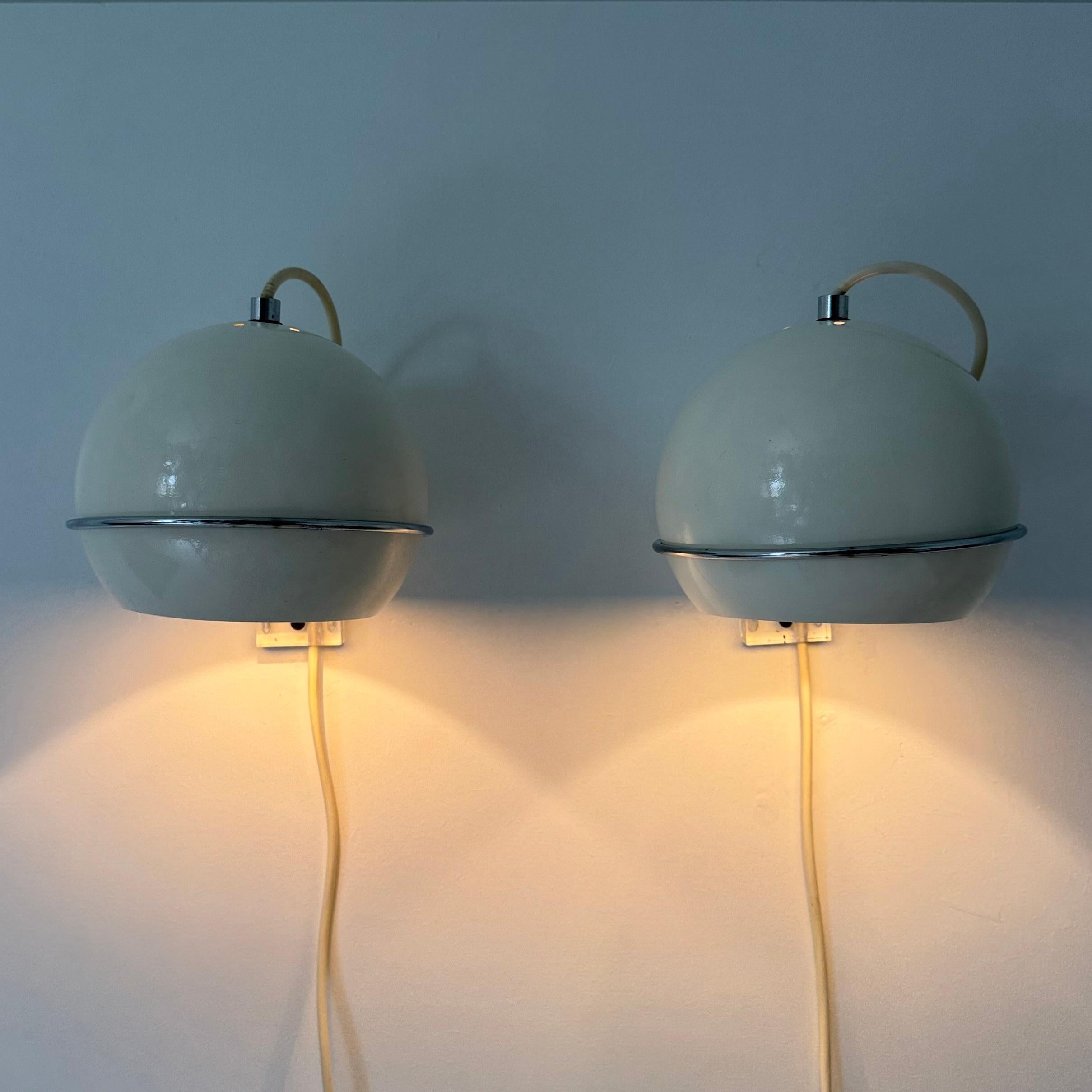 Applique Gepo globe oculaire , 1970 Bon état - En vente à Delft, NL