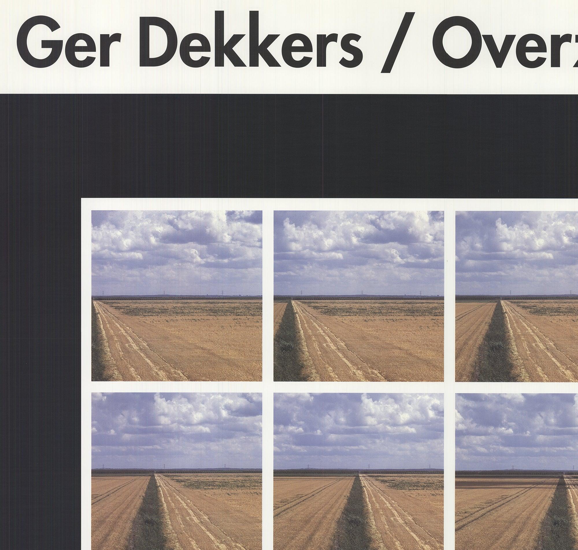 Lithographie contemporaine Overview de Ger Dekkers en noir, blanc et bleu décalé, 1994 en vente 3